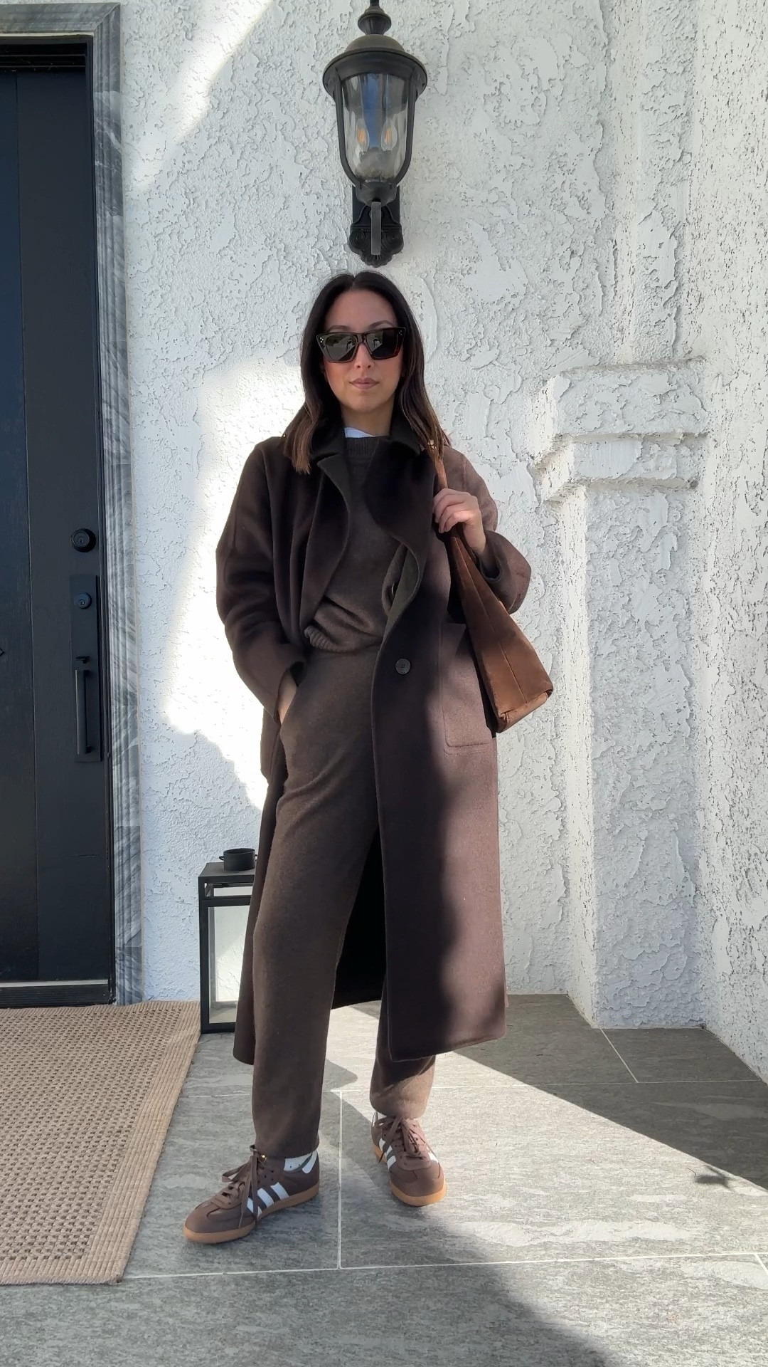 Leisure outfit idea. Cashmere set that’s so warm! Also, this coat is double wool faced and currently on sale. It’s also double sided. 

Banana Republic coat petite xs
Quince cashmere sweater xs
Quince cashmere joggers xs
Madewell socks (old)
Adidas samba sneakers 4 men’s
Liffner hobo pillow bag. 
Celine sunglasses. 

#LTKCyberWeek #LTKPetite #LTKSeasonal