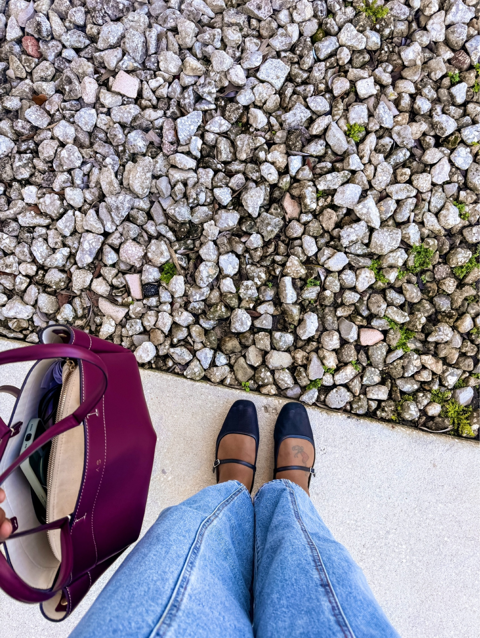 Trendy shoe but make it affordable….bag is from Zara 

#LTKFallSale #LTKFindsUnder50 #LTKStyleTip