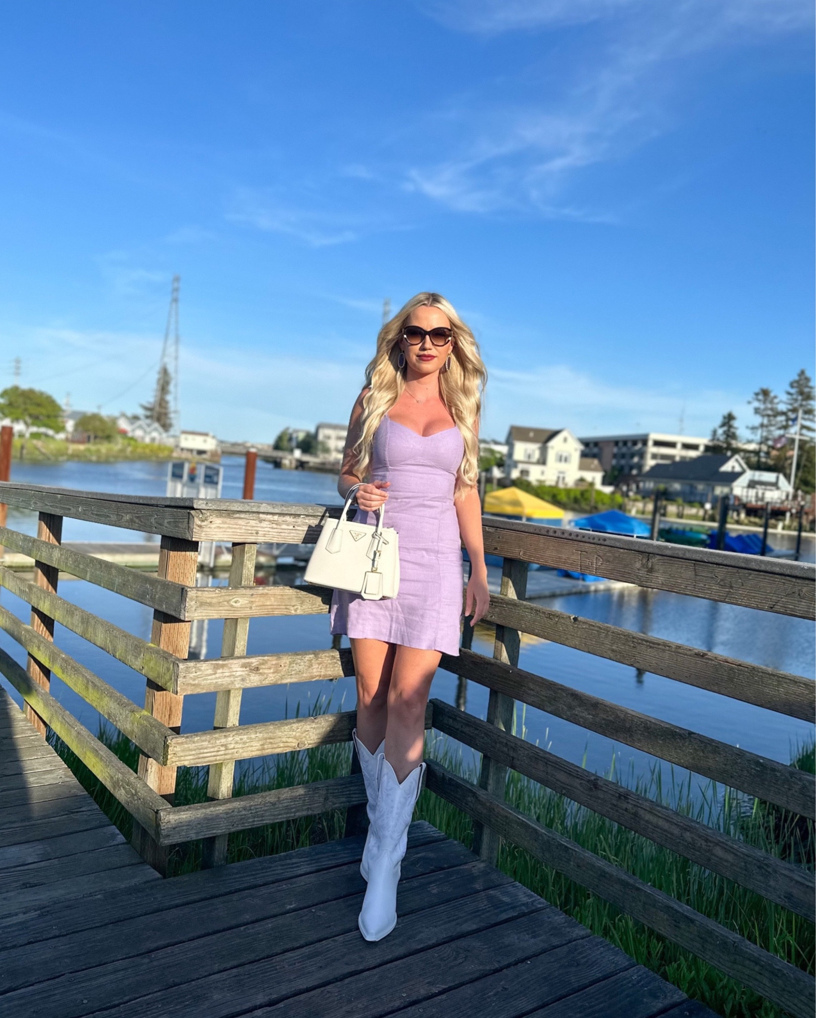 Love this cute mini dress for date night!!

Mini Dress | Corset Dress | Linen | Spring

#LTKunder100 #LTKSeasonal #LTKstyletip