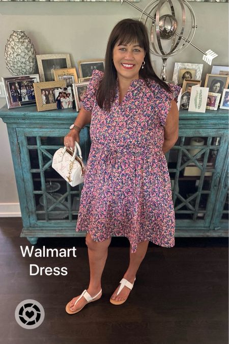 Walmart dress for $17.00. Cute floral print. 
Sizes XS to 3XL. Wearing the XL. 

#walmart
#summerdress

#LTKfindsunder50 #LTKmidsize #LTKover40