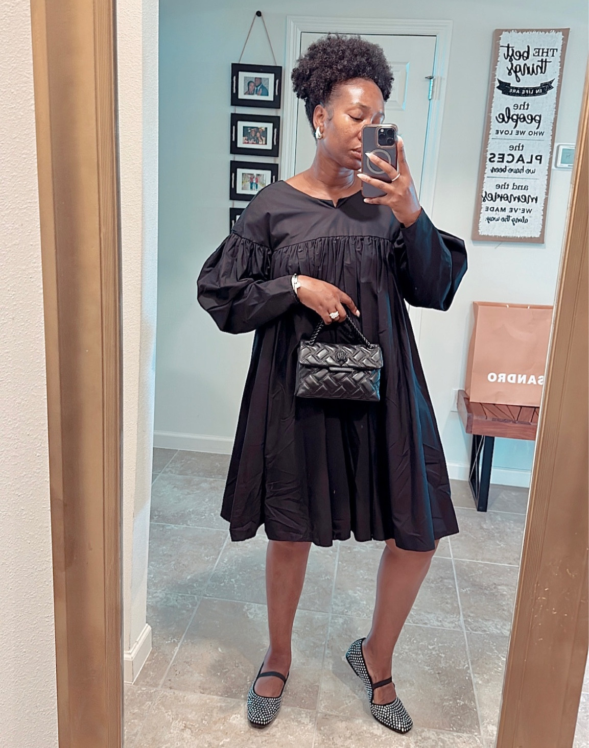 Today’s #OOTD all black with a touch of silver with my new fav flat Mary Jane from Walmart. 


#LTKSeasonal #LTKstyletip