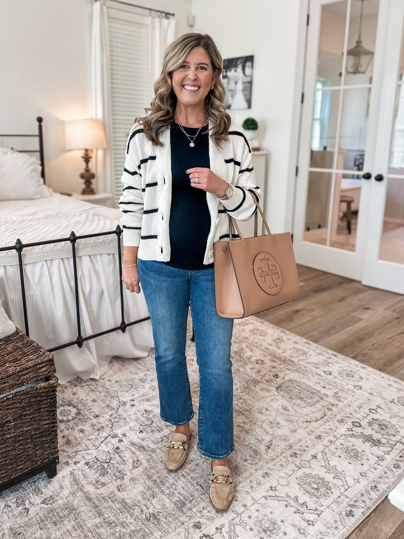 Third trimester work outfit idea

cardigan (runs tts), tank (go up one at least one size), jeans (sized up to a 25 petite)

Work outfit, workwear, business casual, smart casual, maternity work outfit, office workwear 

#LTKBump #LTKSaleAlert #LTKWorkwear