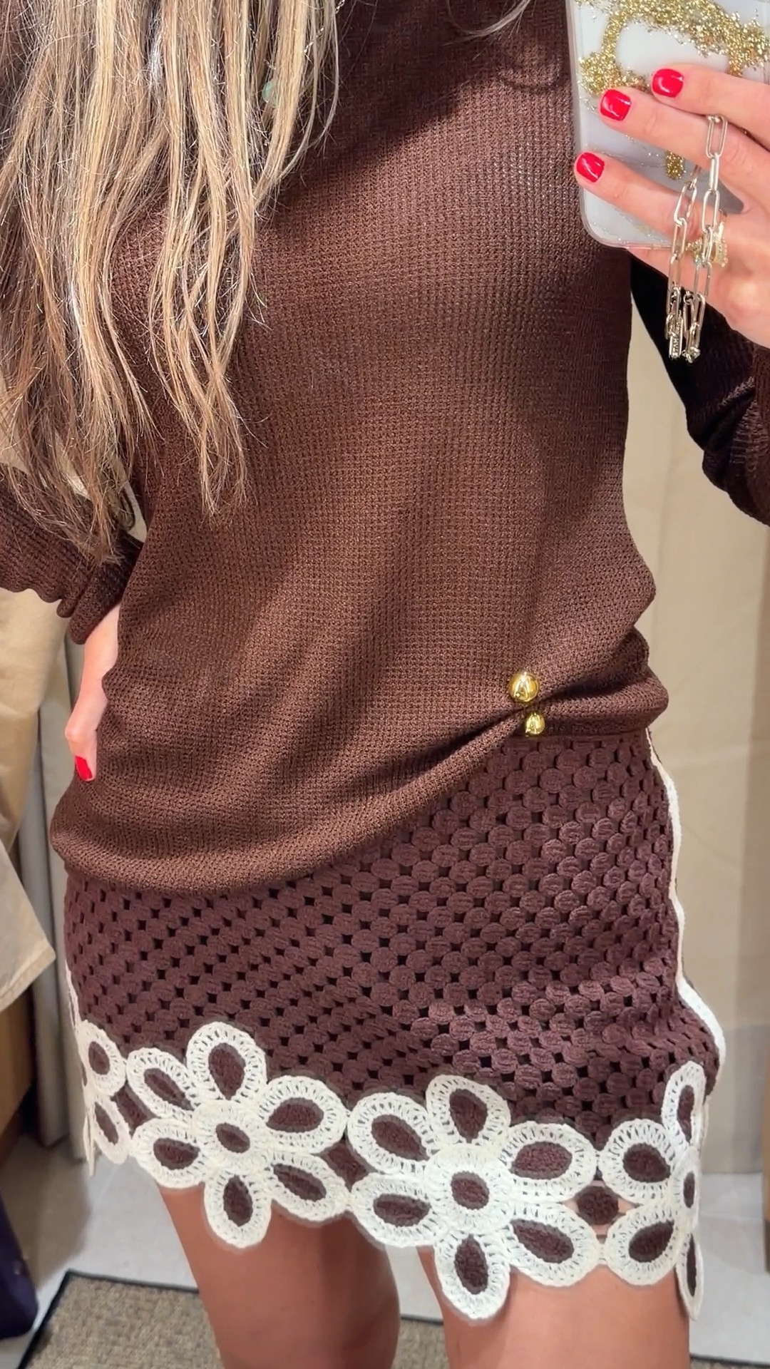 Skirt sz s
Top sz s
I’m 5’5” 122 lbs

#LTKootd #LTKgrwm #LTKOver40