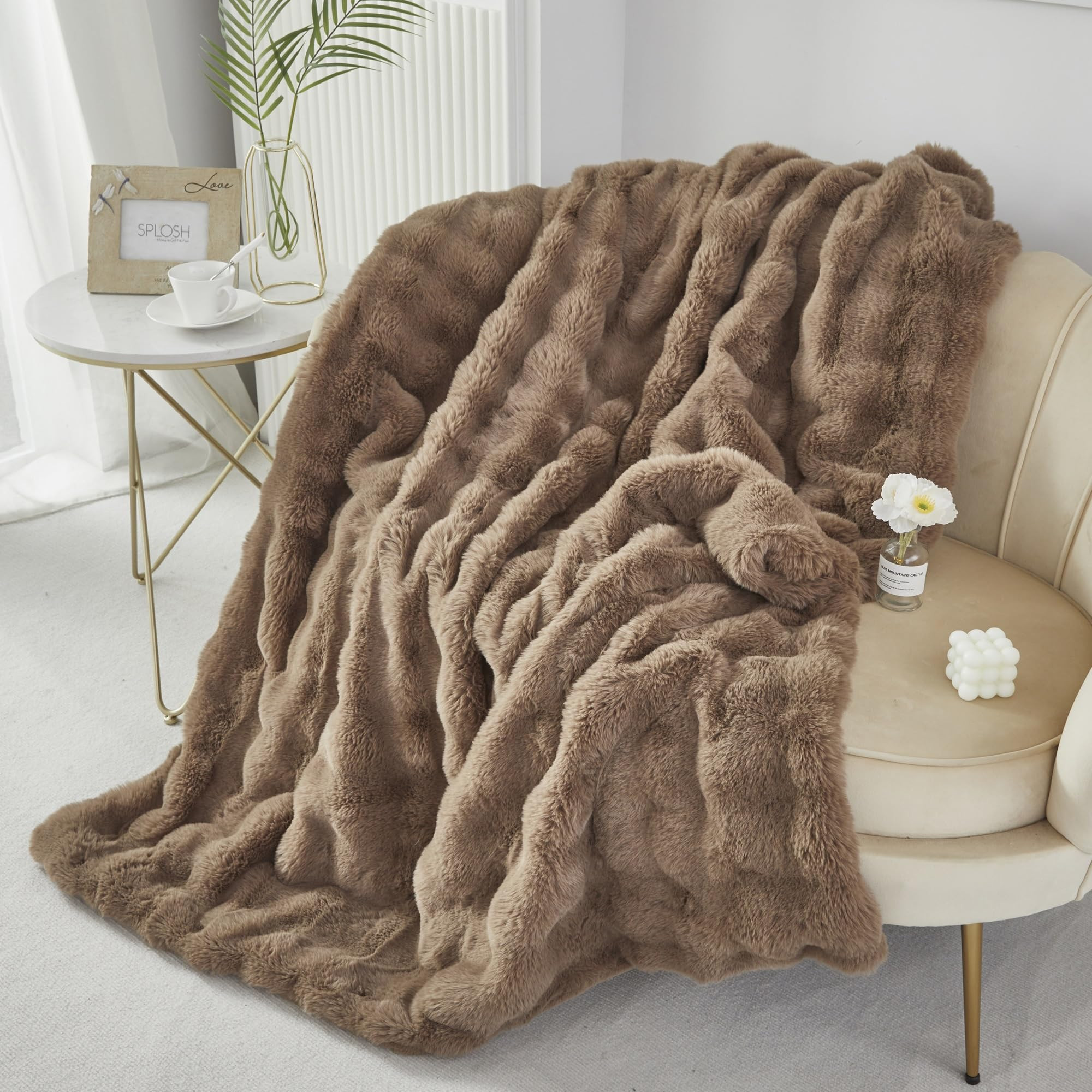 RYNGHIPY Faux Rabbit Fur Throw Blanket Ruched Plush Fuzzy Blanket for Couch Bed Sofa Heavy Warm C... | Amazon (US)