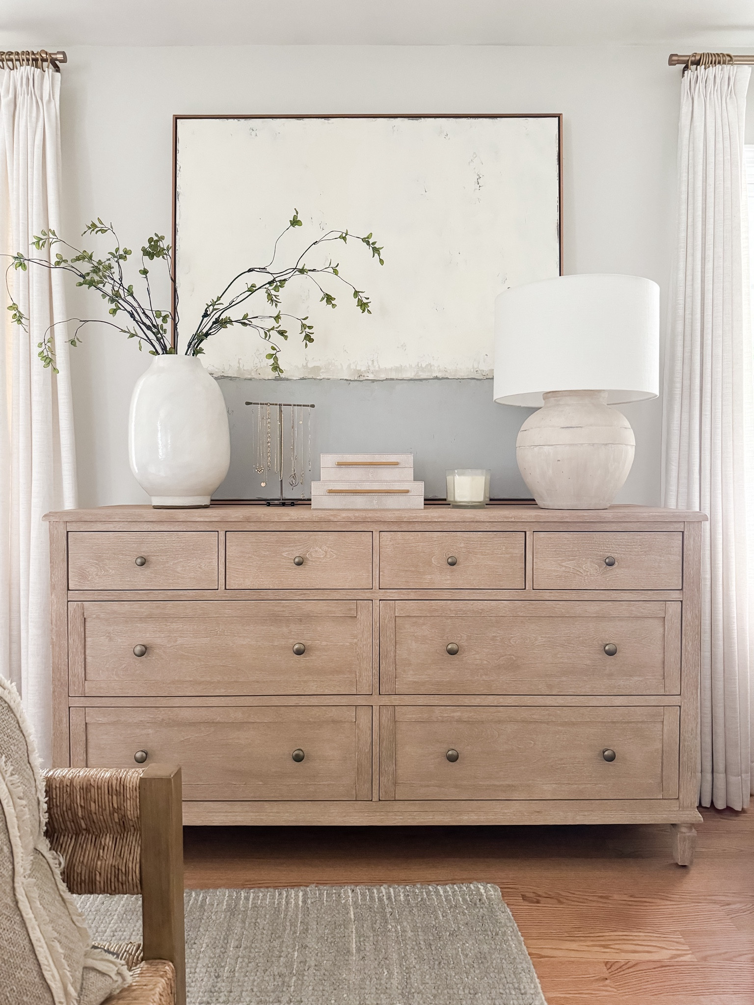 Modern coastal bedroom

Home design  pottery barn dresser Modern home  Home decor  Bedroom design  Bedroom inspo  Bedroom finds  Bed Decor  


#LTKStyleTip #LTKFindsUnder100 #LTKHome