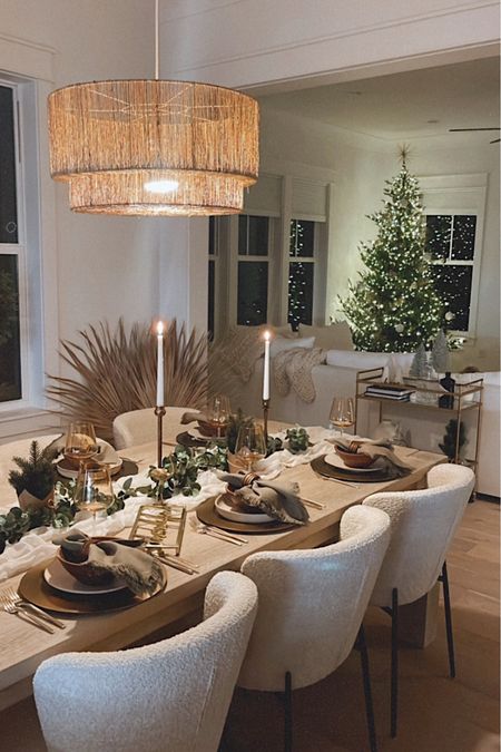 Christmas tree
Holiday decor
Table setting
Holiday table


#LTKHoliday #LTKhome #LTKGiftGuide