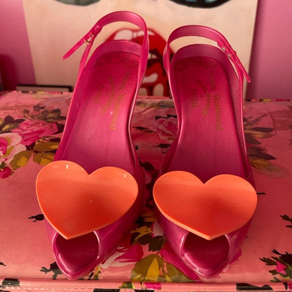 Vivienne Westwood Anglomania heart pumps | Poshmark