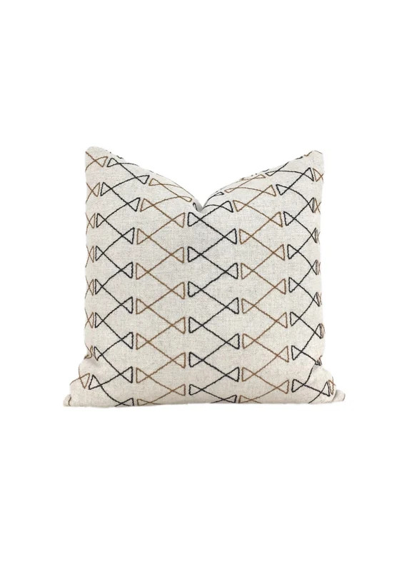 Scandinavian Modern Farmhouse // Boho Pillow Cover // Tribal | Etsy | Etsy (US)