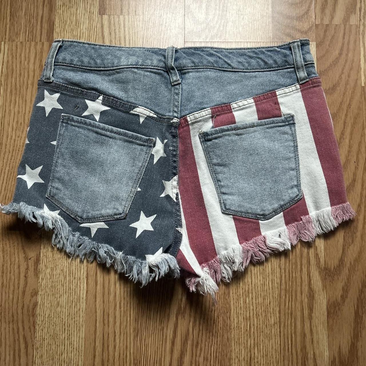 Mossimo Women's Shorts - Blue/Multi - 6 | Depop US