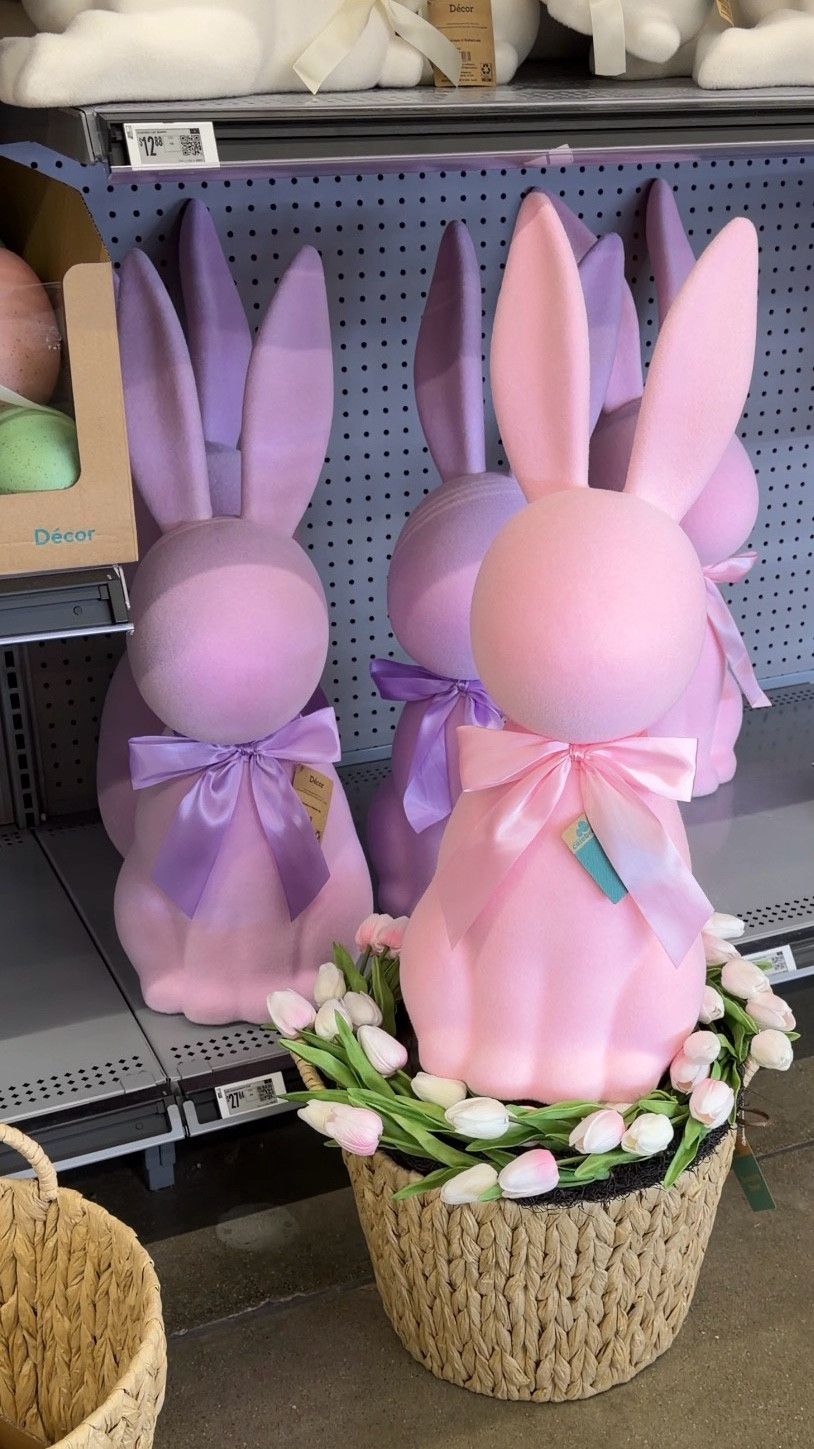 Easter decor idea for porch and entryway

#LTKHome