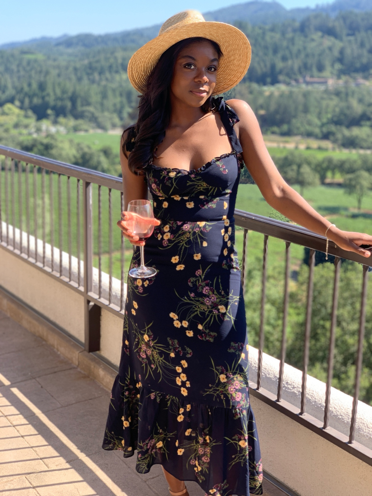 Napa wine trip in the summer ♥️ The cutest Reformation dress.