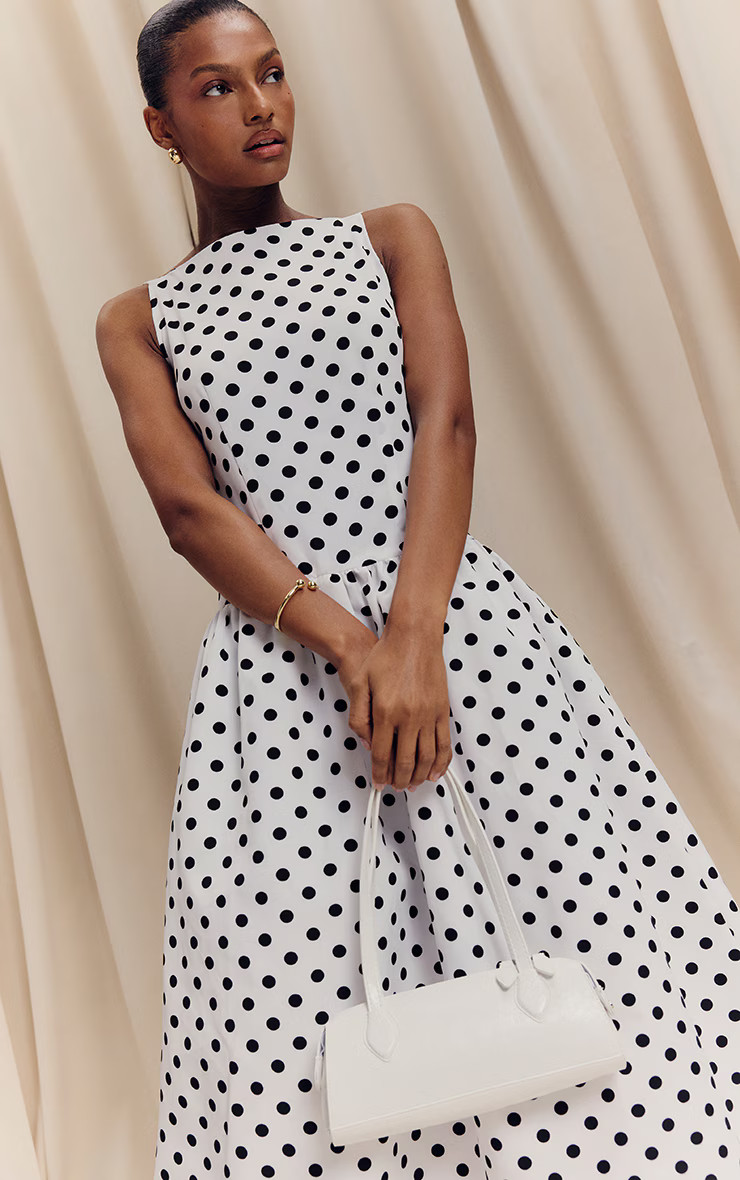 Monochrome Polka Dot Printed Dropped Waist Midaxi Dress | Pretty Little Thing (Australia & New Zealand)
