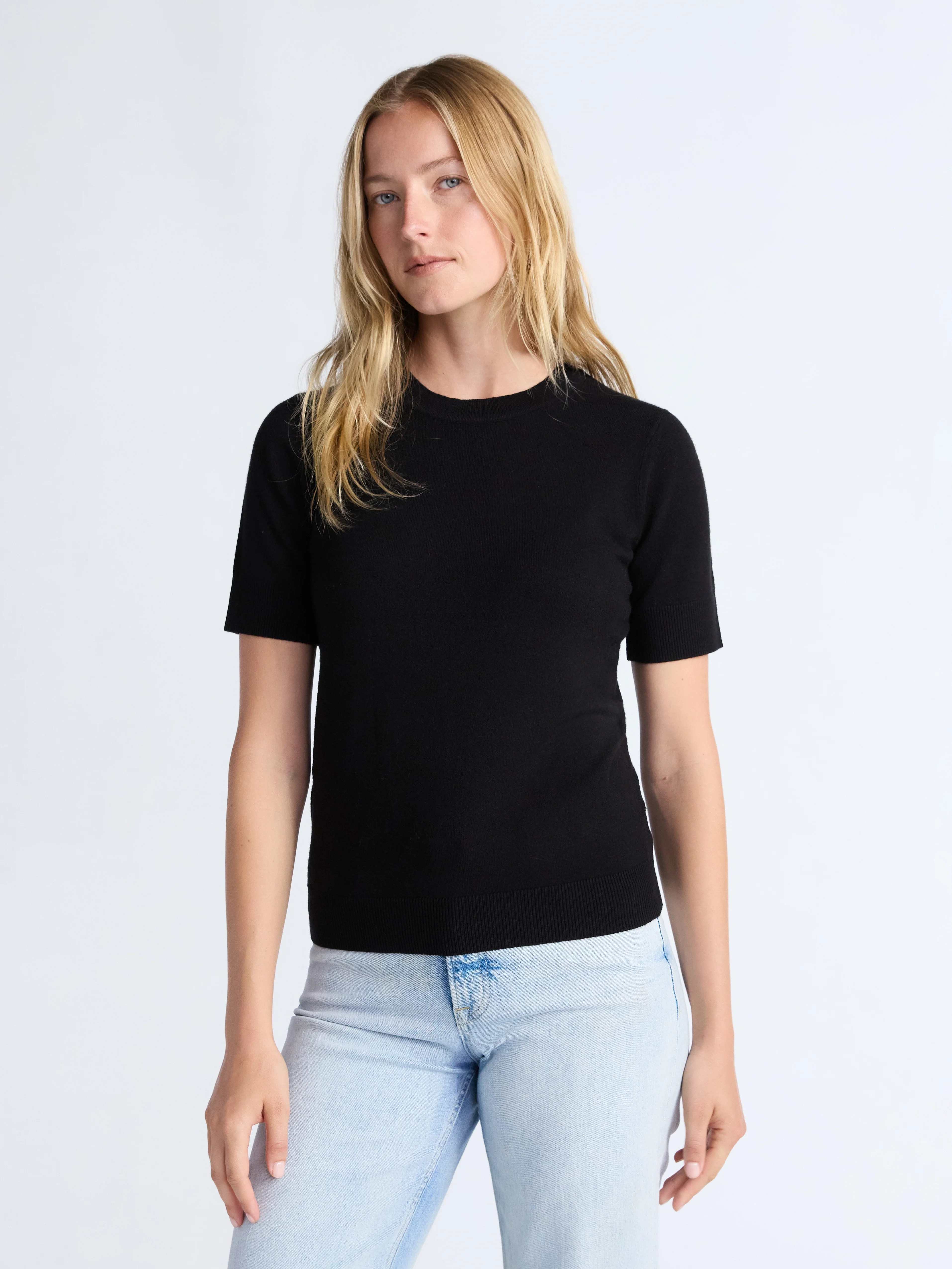 Free Assembly Women's and Women's Plus Cozy Yarn Shrunken Sweater Tee with Short Sleeves, Lightwe... | Walmart (US)