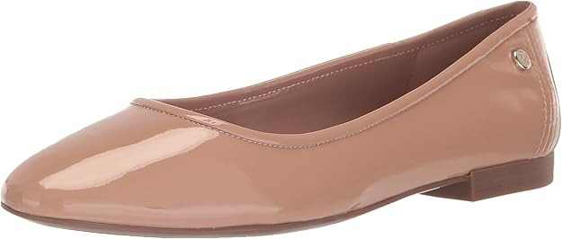 Vince Camuto Women's Minndy Casual Flat Ballet | Amazon (US)