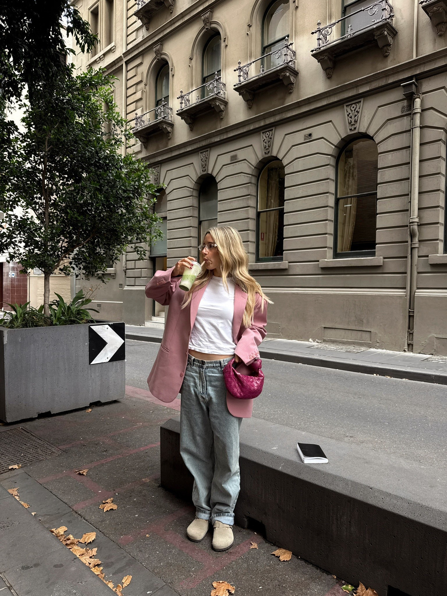 Matcha Date 🫶🏼 I’ve paired by favourite Pink blazer with jeans and Birkenstocks for a relaxed autumn day outfit

#LTKstyletip #LTKautumn #LTKaustralia
