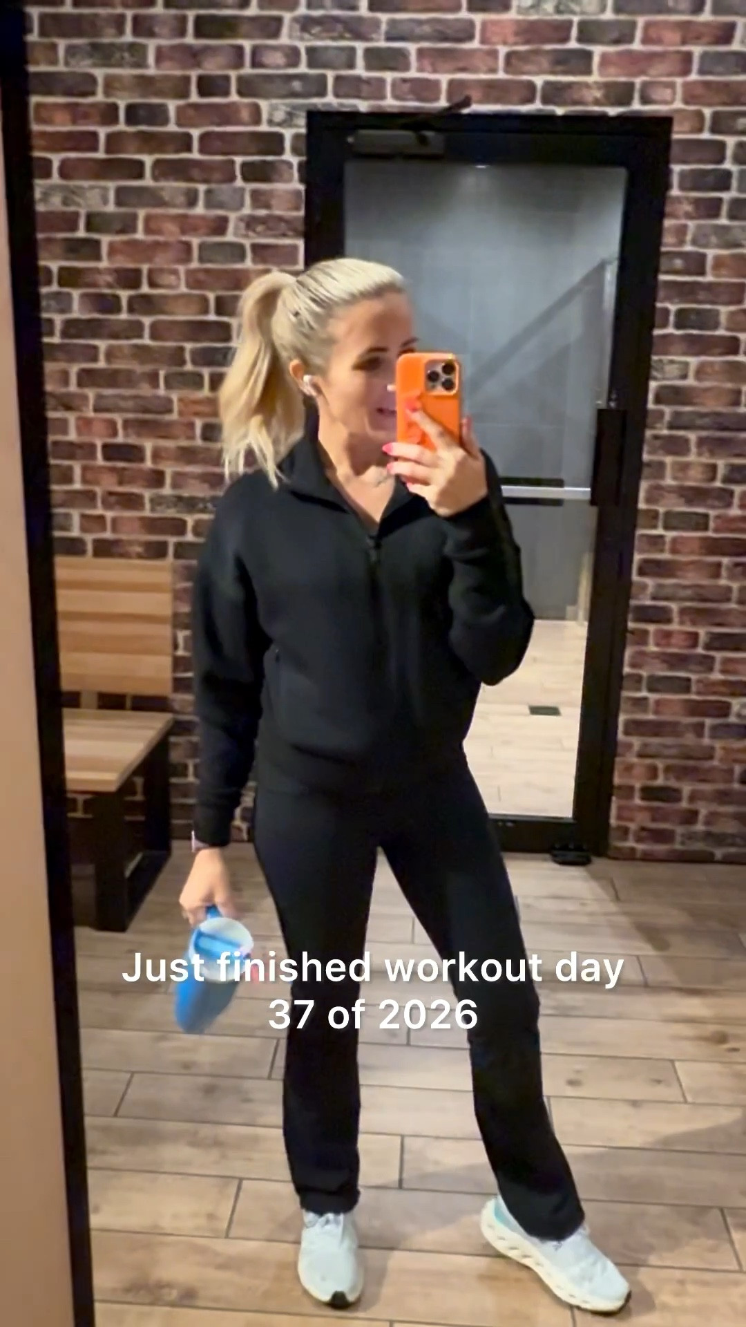 Workout Day 37 of 2026 - wearing a @Spanx set - love the flare on these booty boost leggings  

Sizing 👉🏻 SMALL I’m 5’4 | 120 lbs | 32C | 25” Waist | Typically a Small 

#LTKootd #LTKActive #LTKfitnessgoals