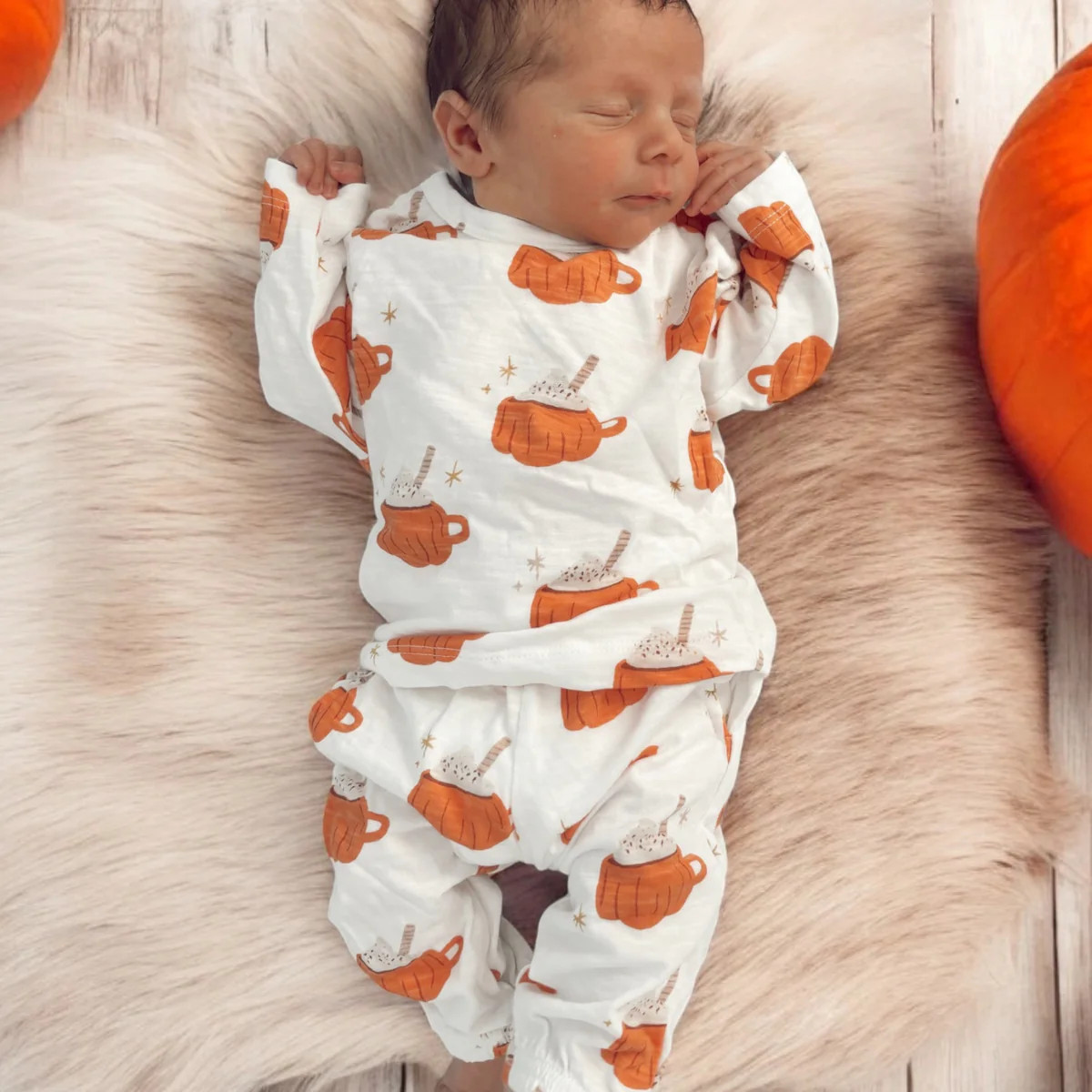 Pumpkin Mug / Organic Long Sleeve Tee & Pant Set | SpearmintLOVE