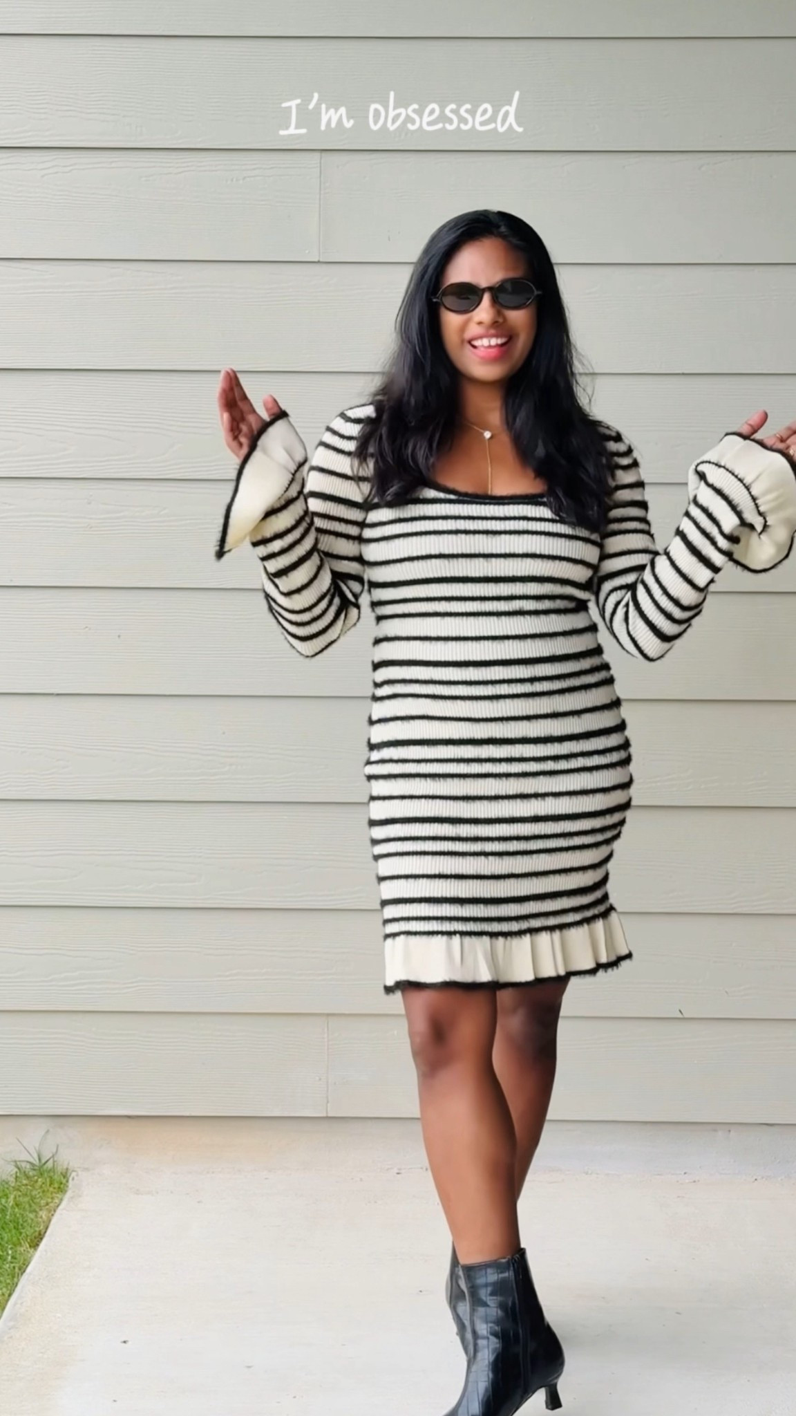 I am simply obsessed with this sweater dress! 

#LTKPetite #LTKFindsUnder50 #LTKStyleTip