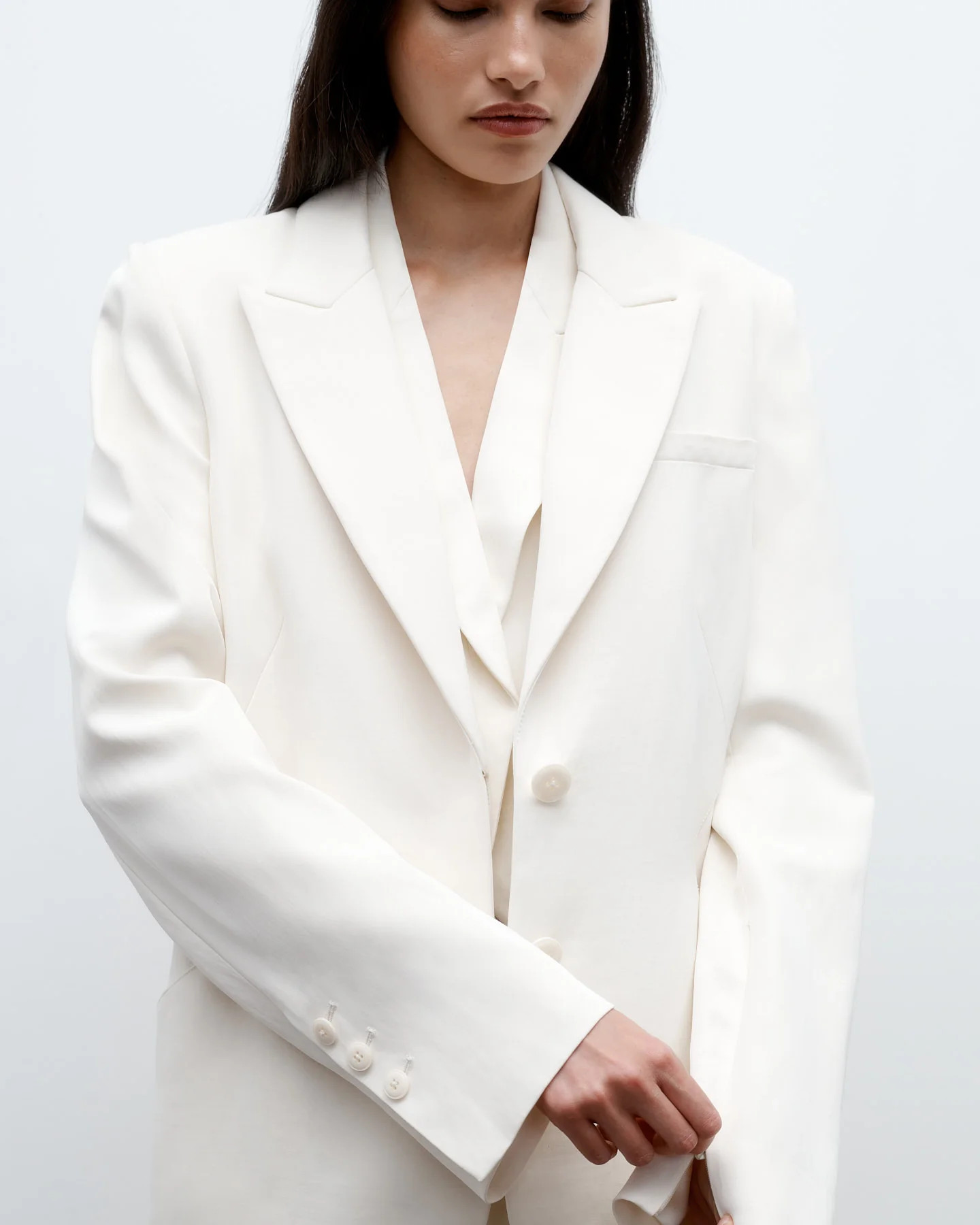 Perfect Boyfriend Blazer in Coated Viscose Linen | TWP