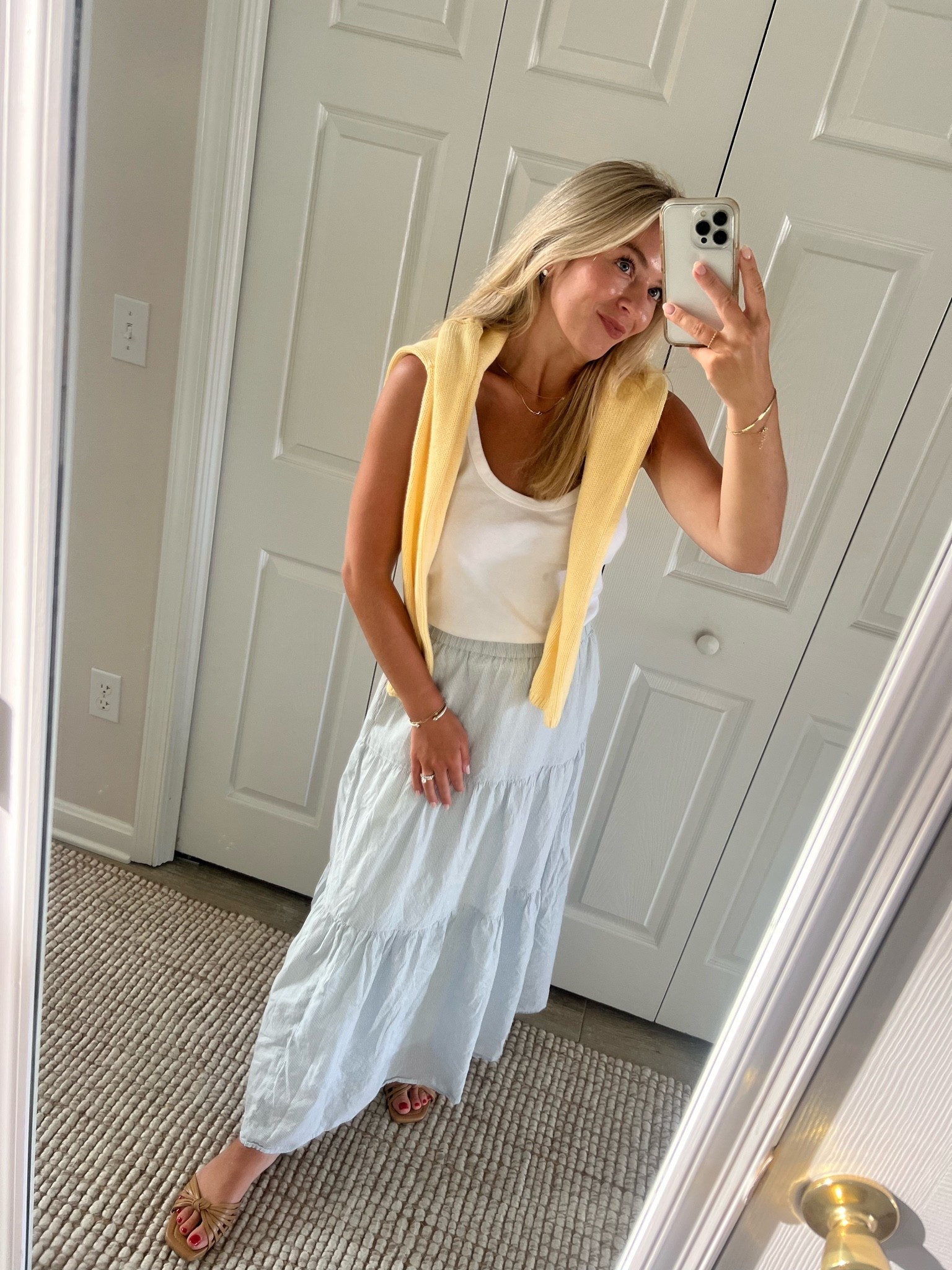 Go to summer outfit 💛