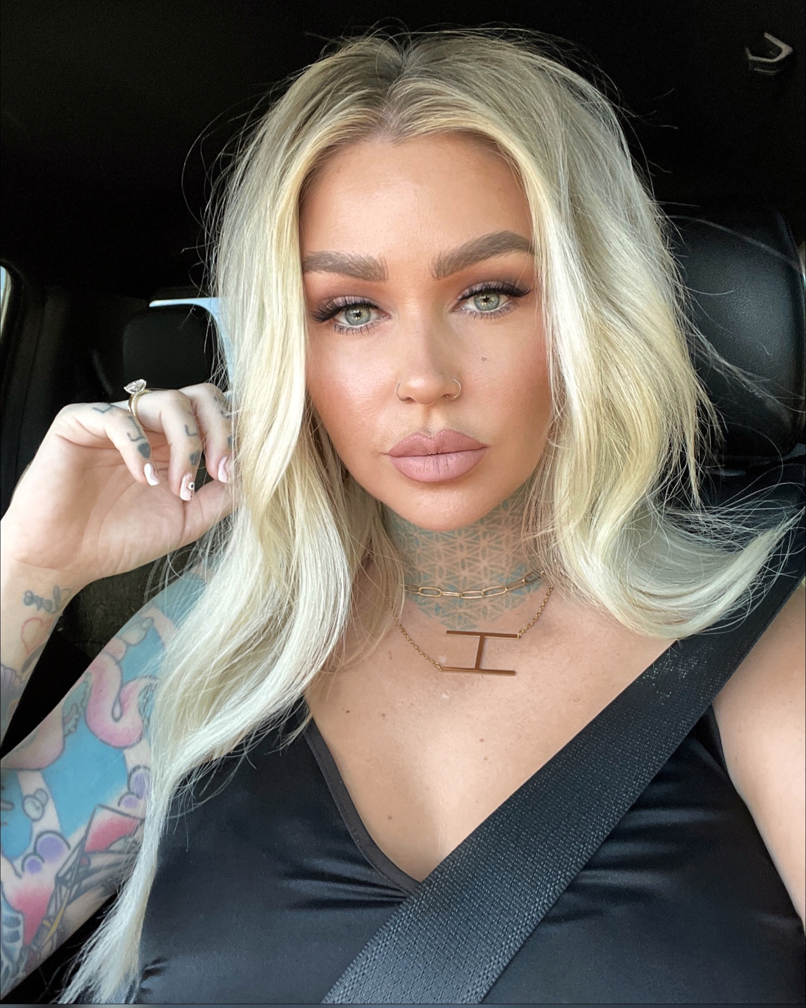 unsolicited makeup selfie in bad lighting. Love that for me. 😂 All makeup is listed on IG 

#LTKbeauty