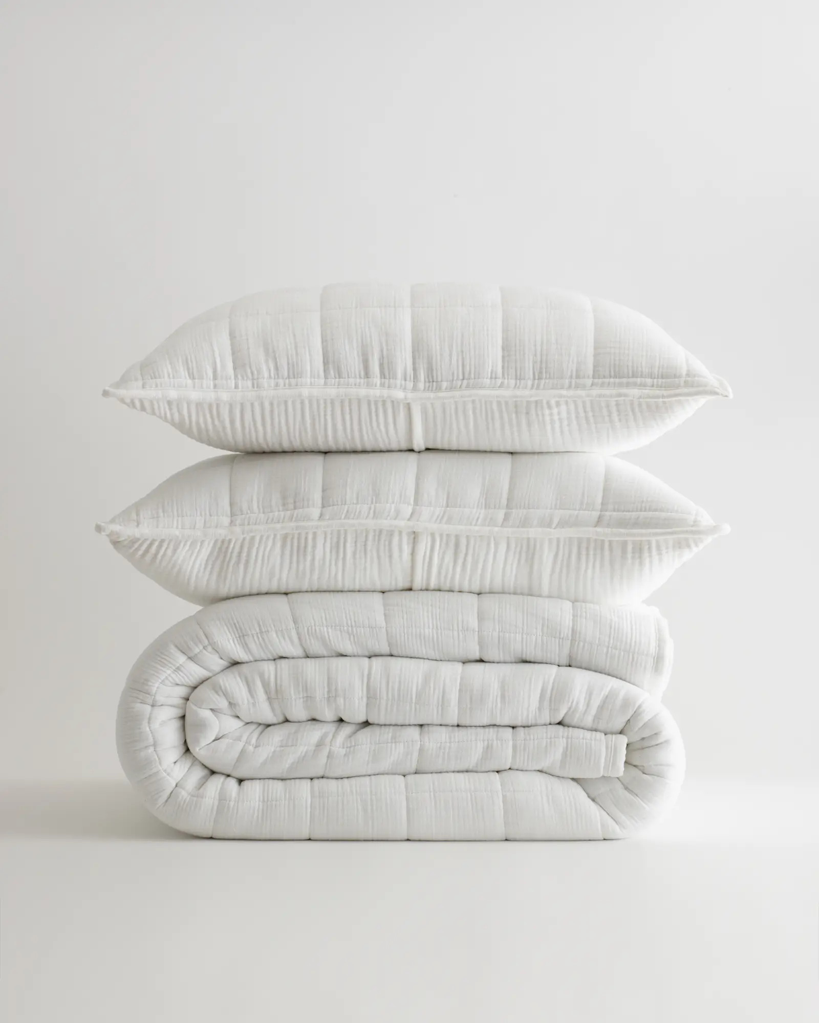 Organic Airy Gauze Box Quilt Set | Quince