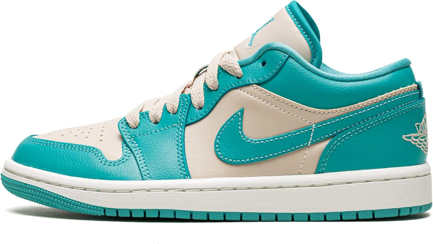 Nike Women's Air Jordan 1 Low UNC Basketball Shoe | Amazon (US)