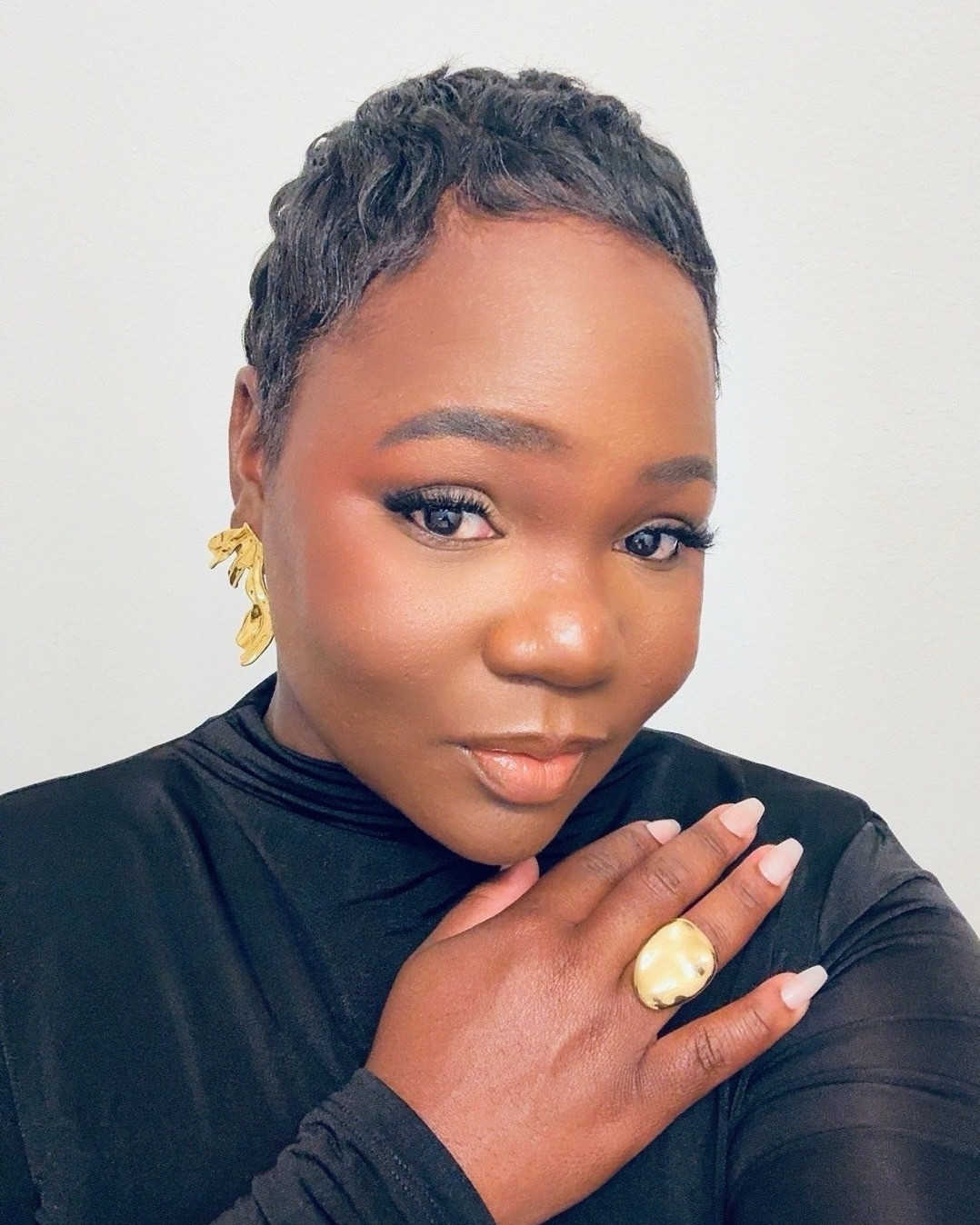 Until Later Ami Cole'

I cant believe we're at the end of an era. A few Foundation sticks & Concealers left now until Sept 30. Our final goodbyes must be done with grace.

Blush: Flame
Concealer: Deep 2 & Medium 1.5
Foundation: 150
Lips: Excellence on top 

#LTKBeauty #LTKOver40 #LTKSeasonal