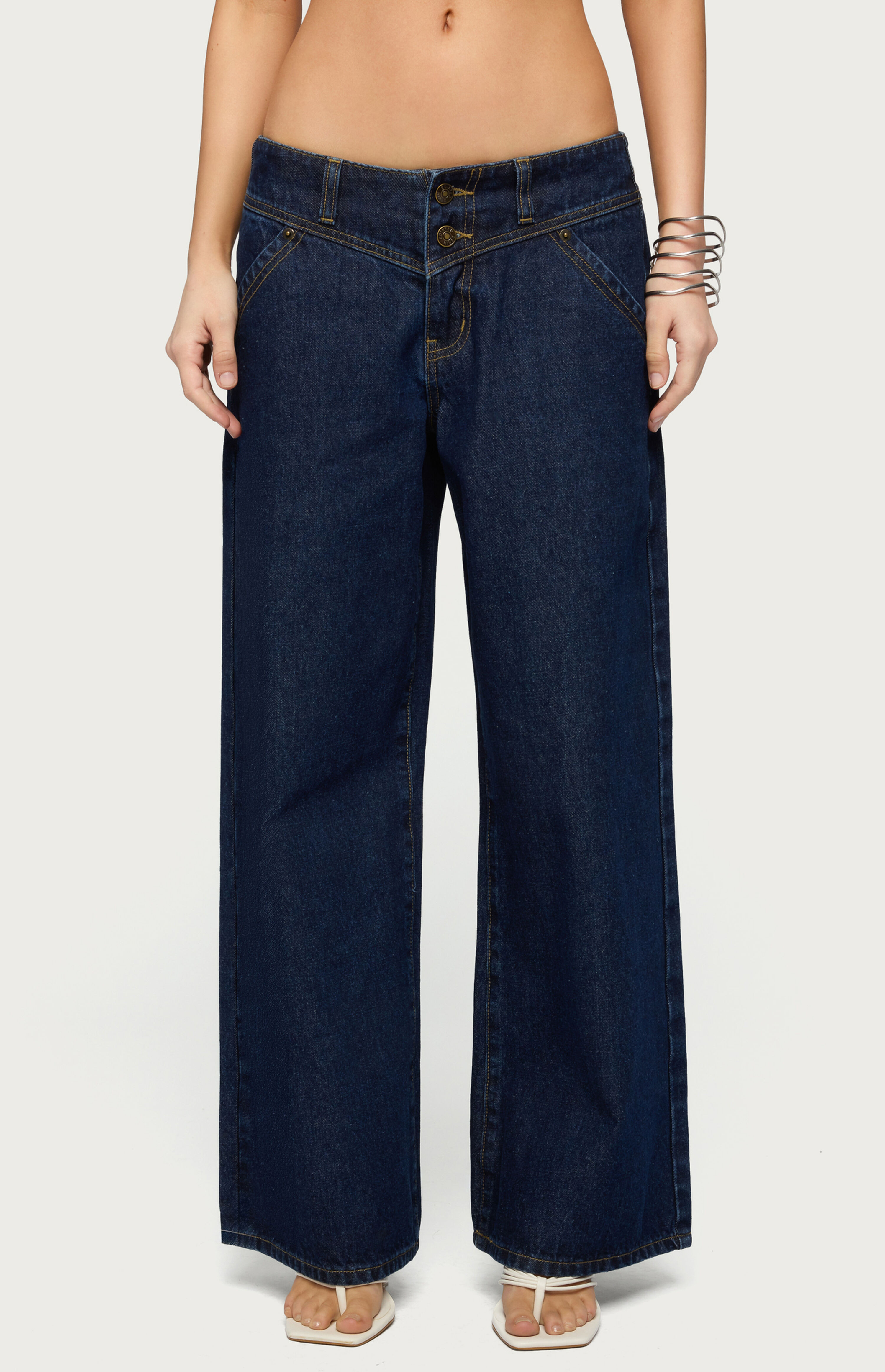 Edikted Petite Meredith Low Rise Wide Leg Jeans | PacSun