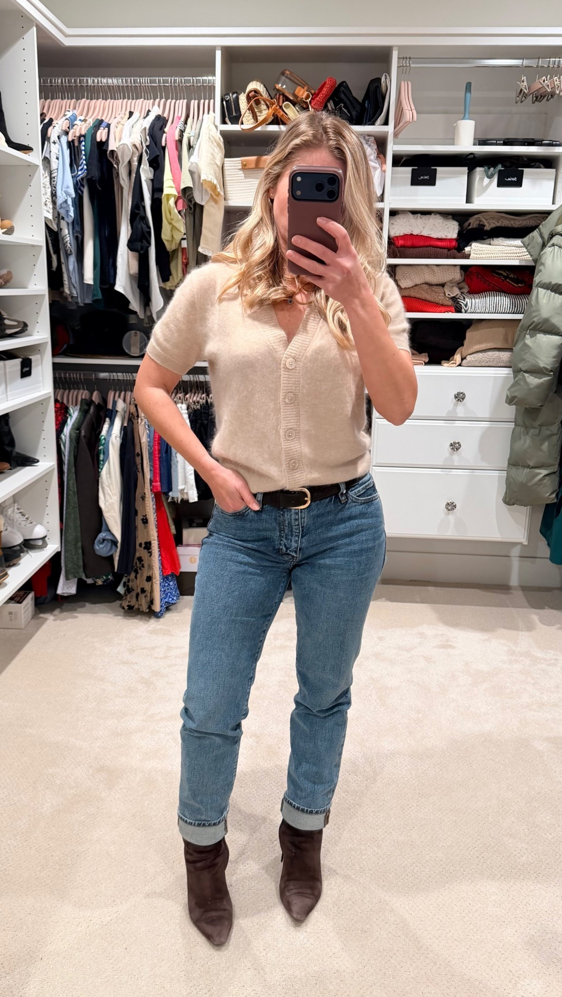 The Borrowed Jean by FRAME are officially my latest denim crush.
The fit is that perfect relaxed-but-flattering sweet spot, comfy through the leg with just enough structure. I loved them so much I grabbed a few washes because when you find that pair… you don’t overthink it.

Style tip: cuff them with ankle boots now, then swap for sandals or sneakers come spring. These are true wear-on-repeat jeans 🤍

#LTKSaleAlert #LTKootd #LTKPetite