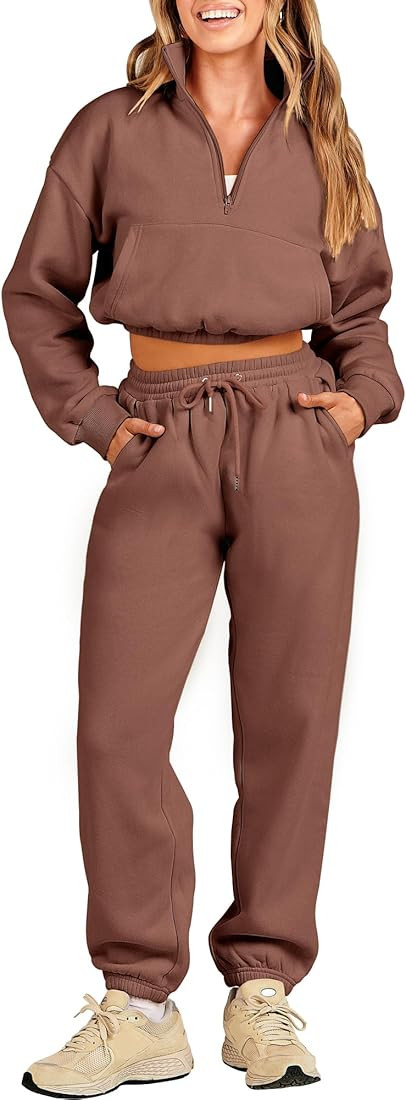 Women's Two Piece Outfits Long Sleeve Half Zip Crop Sweatsuit with Jogger Pants Lounge Sets with ... | Amazon (US)