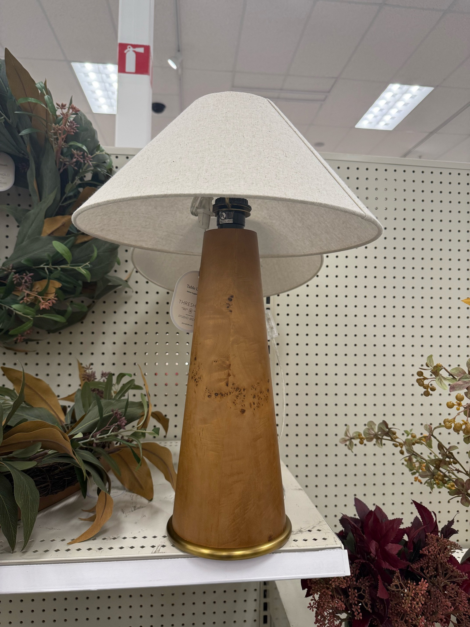Table lamp @Target 

Fall home decor

#LTKSeasonal #LTKHome #LTKmomlife