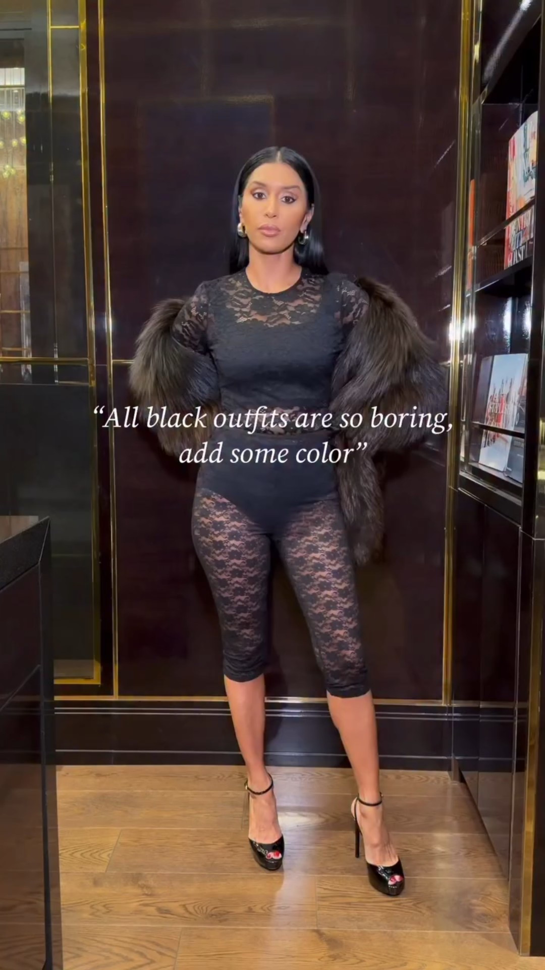 All black everything…almost 

#LTKStyleTip