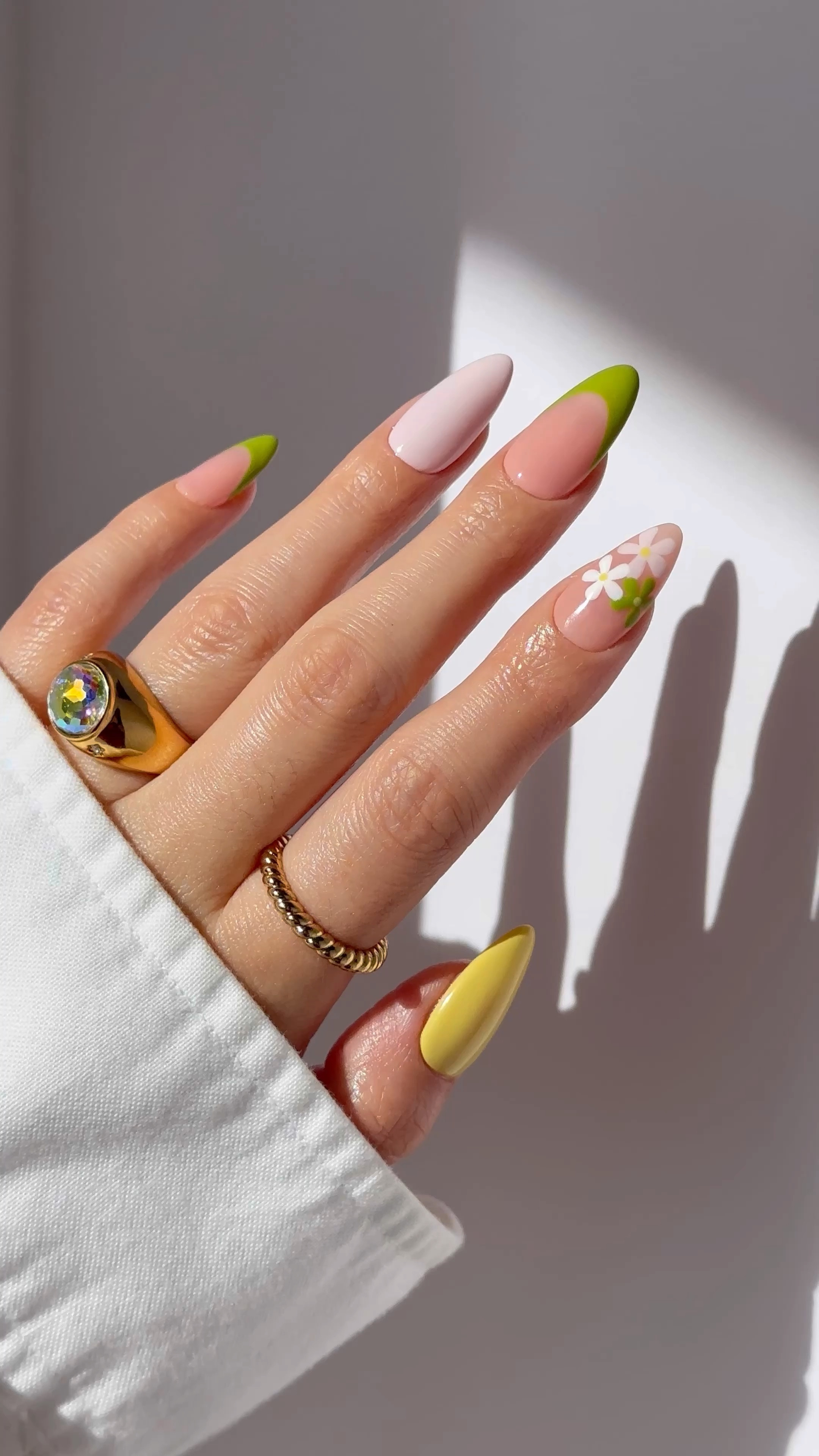 Spring nail inspo 🌼🤍

#LTKSeasonal #LTKstyletip #LTKbeauty