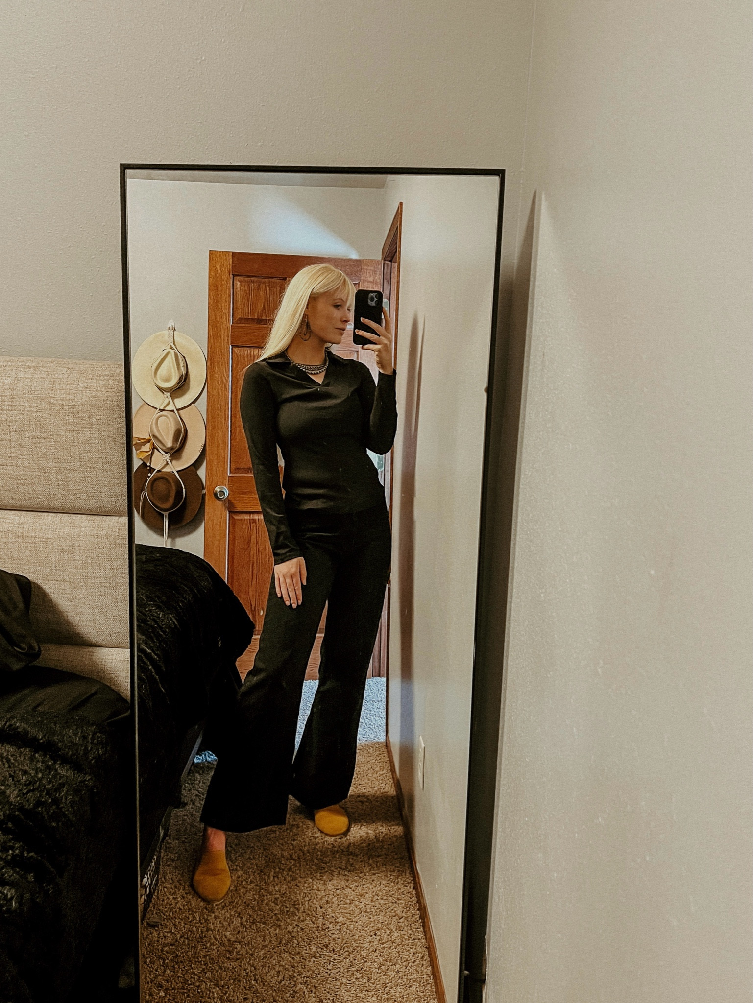 BLK 

#LTKMidsize #LTKFindsUnder50 #LTKStyleTip