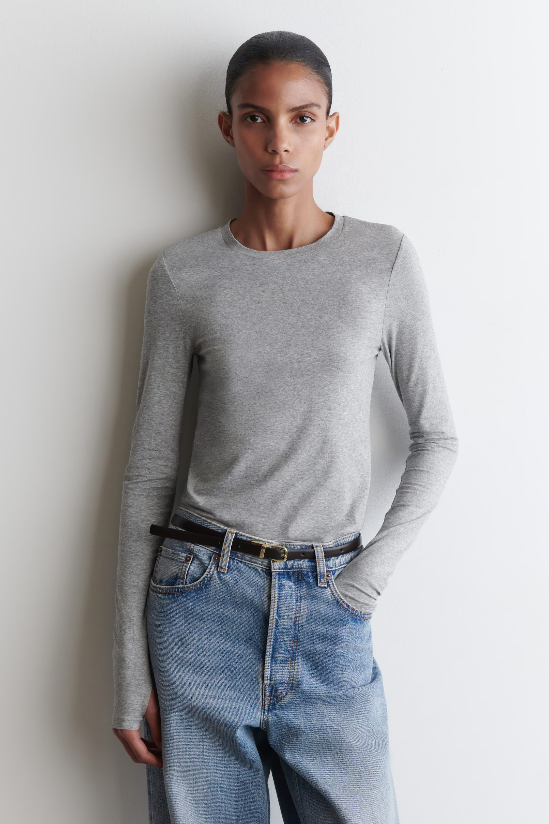 SLIM LIGHTWEIGHT LONG-SLEEVED TOP - GREY MÉLANGE | COS | COS UK