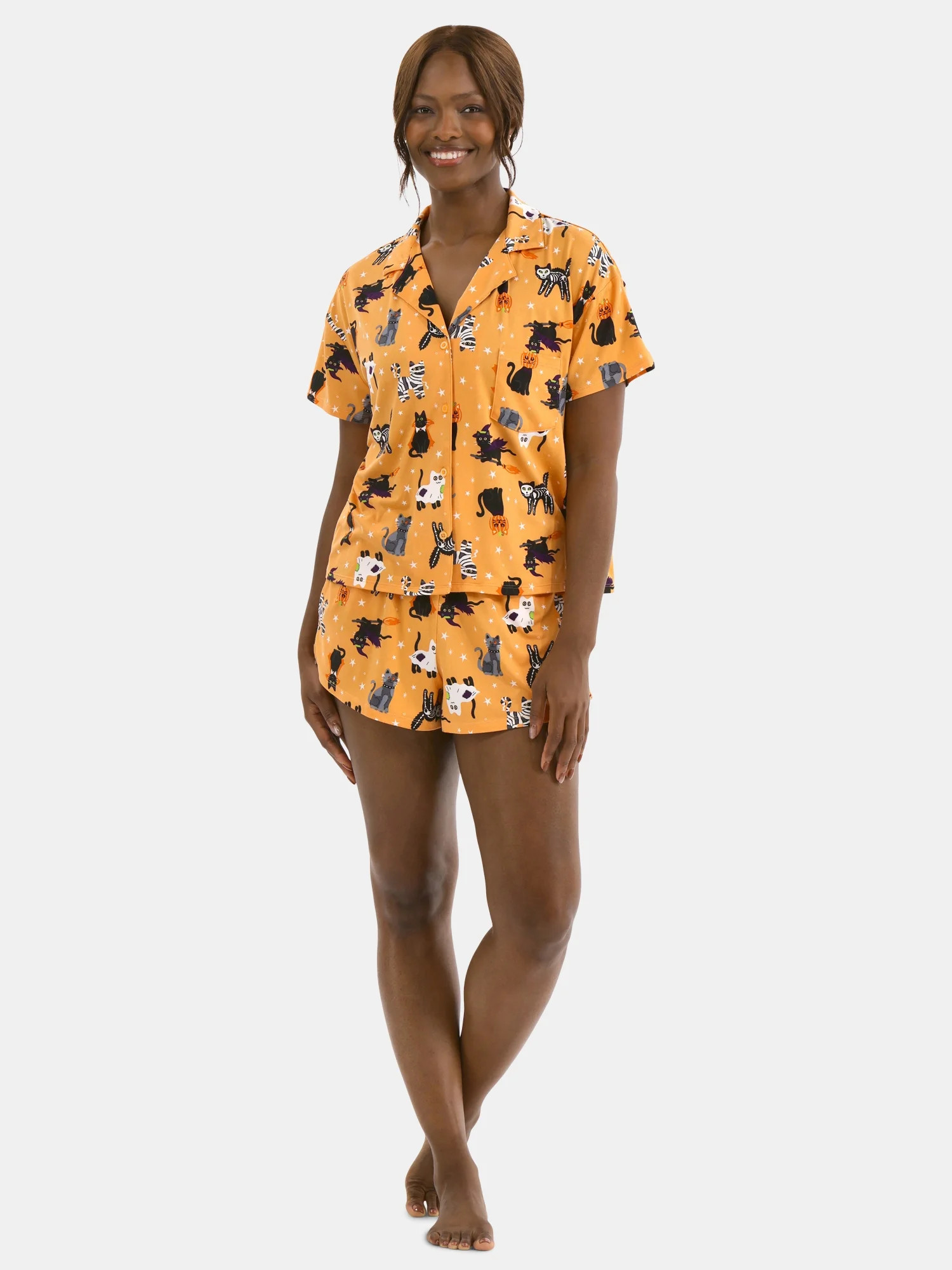 Halloween Women’s Printed Notched Top and Shorts Pajama Set from Way to Celebrate, 2-Piece, Siz... | Walmart (US)