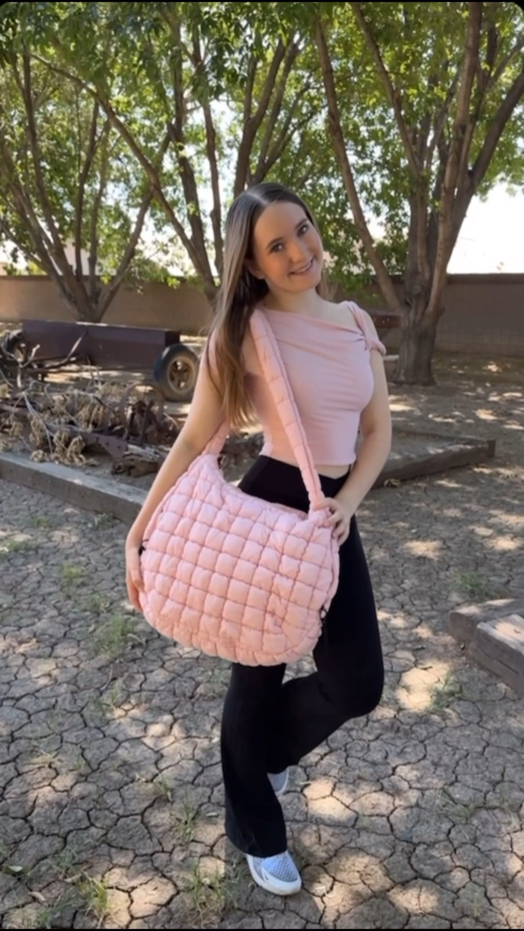 The perfect gym-to-everywhere bag 🤍 This lightweight quilted puffer tote fits all my workout essentials while still looking cute and stylish. Spacious, comfortable to carry, and versatile enough for the gym, errands, travel, or everyday life. Definitely a new favorite! ✨👜

#LTKFitness #GymBag #PufferTote #QuiltedTote #GymStyle #WorkoutEssentials #GymAccessories #CarryAllBag #FitnessFashion #AthleisureStyle #EverydayBag #TravelTote #GymLife #LTKFinds #LTKStyle #LTKActive #BagObsessed #OnTheGoStyle #AmazonFinds #FitnessMustHaves

#LTKfitnessgoals #LTKActive #LTKSaleAlert