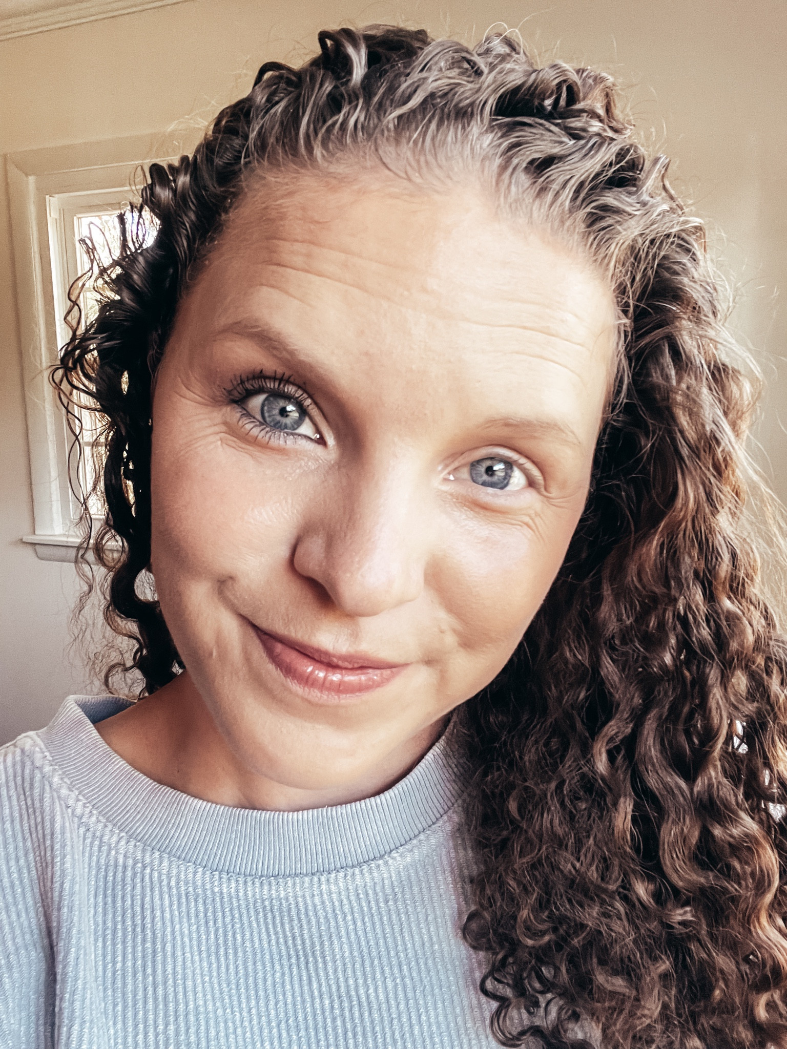 I have the WORST, thinnest, and shortest lashes…. This photo really shows how much of a difference these products make! Thrive Causemetics has all my favorite eye makeup! Simple. Affordable. Clean Products. I’m linking what I used so you can get them in time for Christmas card photos OR for the perfect stocking stuffer! Purchase their mascara bundle and get 20% off!  #stockingstuffers #lashes #cleanbeauty

#LTKbeauty #LTKHoliday #LTKGiftGuide