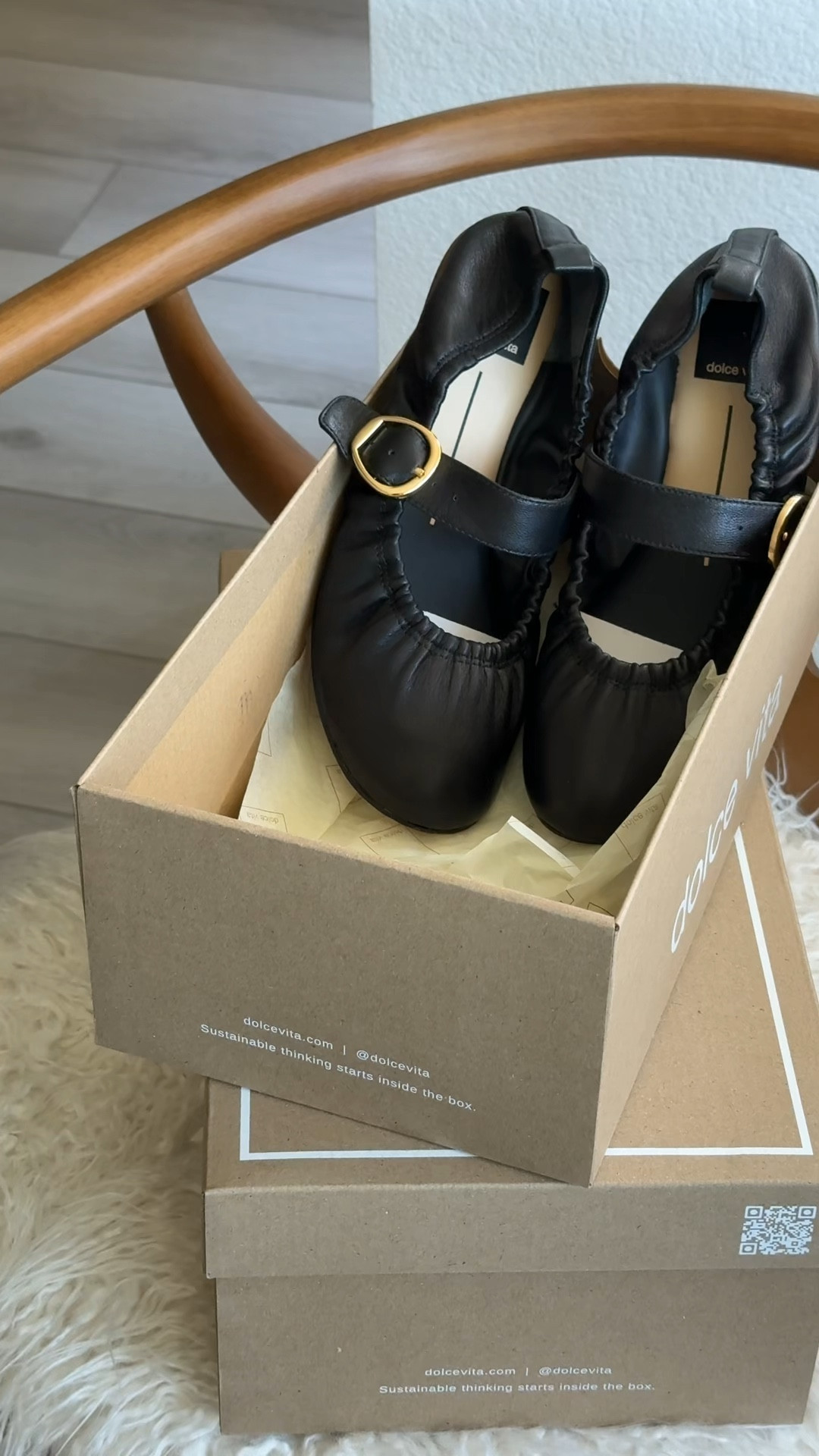 New fall shoes from Dolce Vita! 
Flats & loafers run TTS 


#LTKSeasonal #LTKStyleTip #LTKShoeCrush