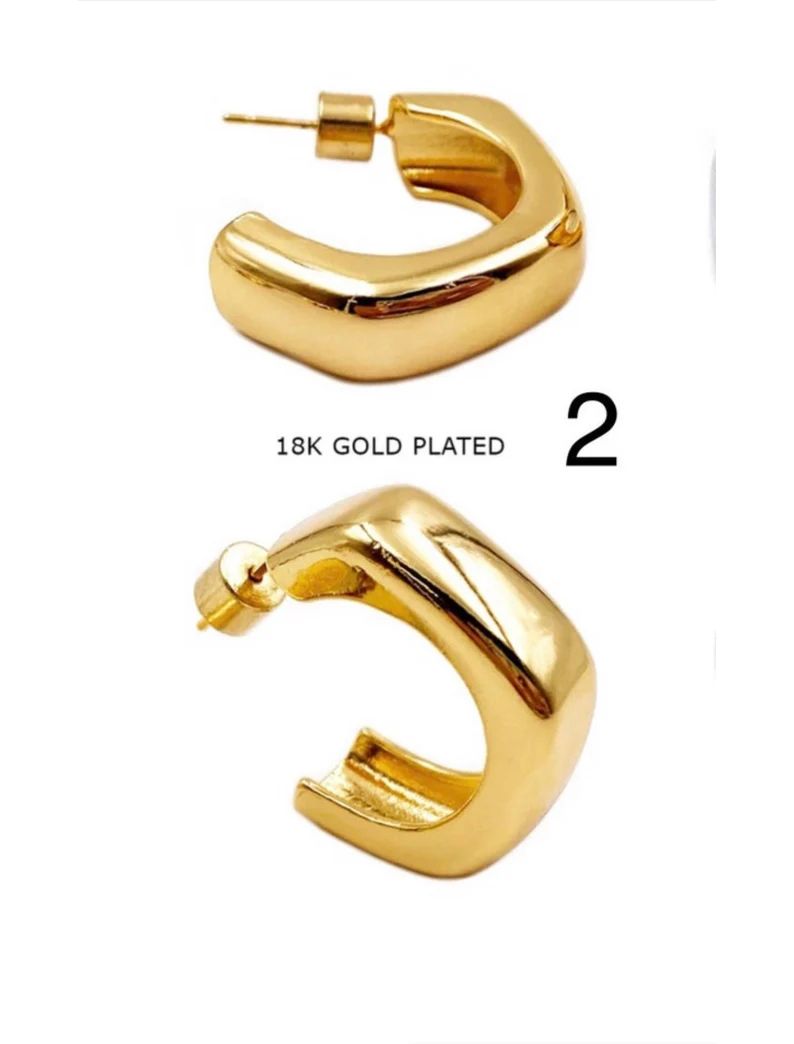 Chunky gold and Carabiner hoop earrings | Etsy (US)