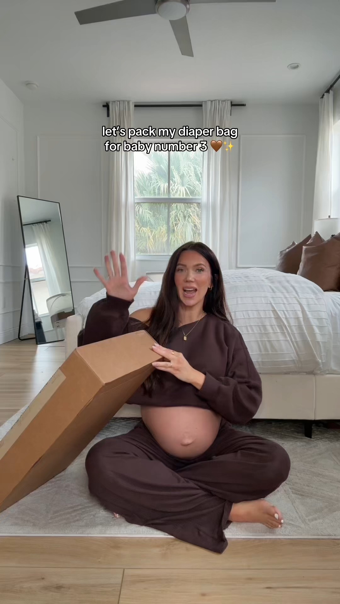 linked my brown set here! 🐻  brown isn’t available in the off the shoulder top but I’m obsessed with it in all colors! 

#LTKBump #LTKBaby #LTKItBag