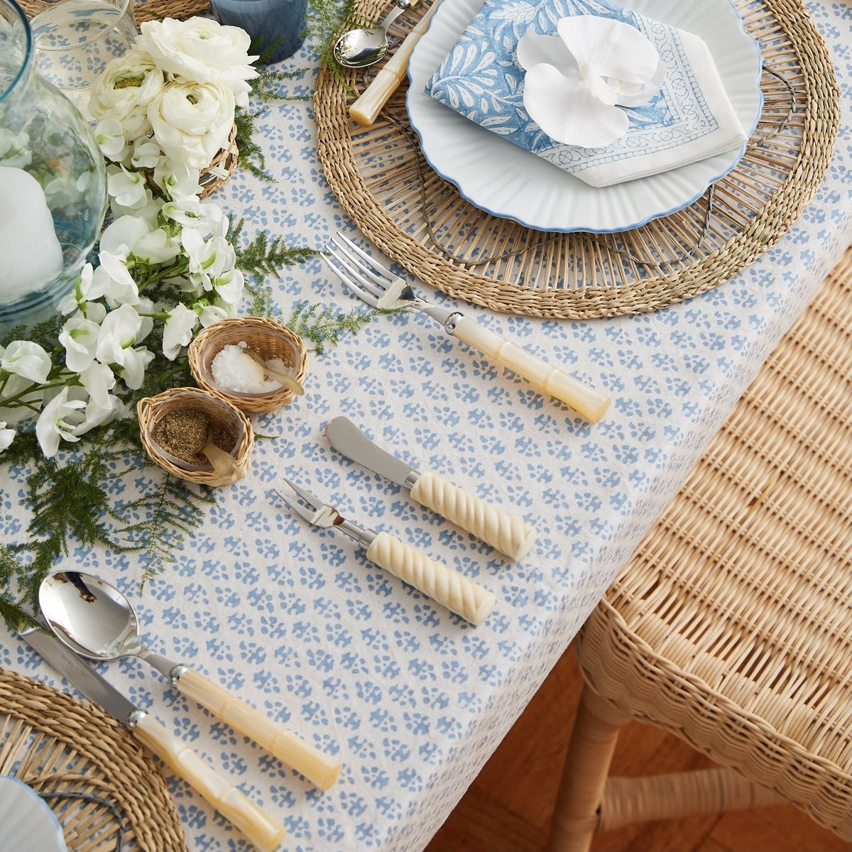 Twisted Bone Cheese Set | Amanda Lindroth