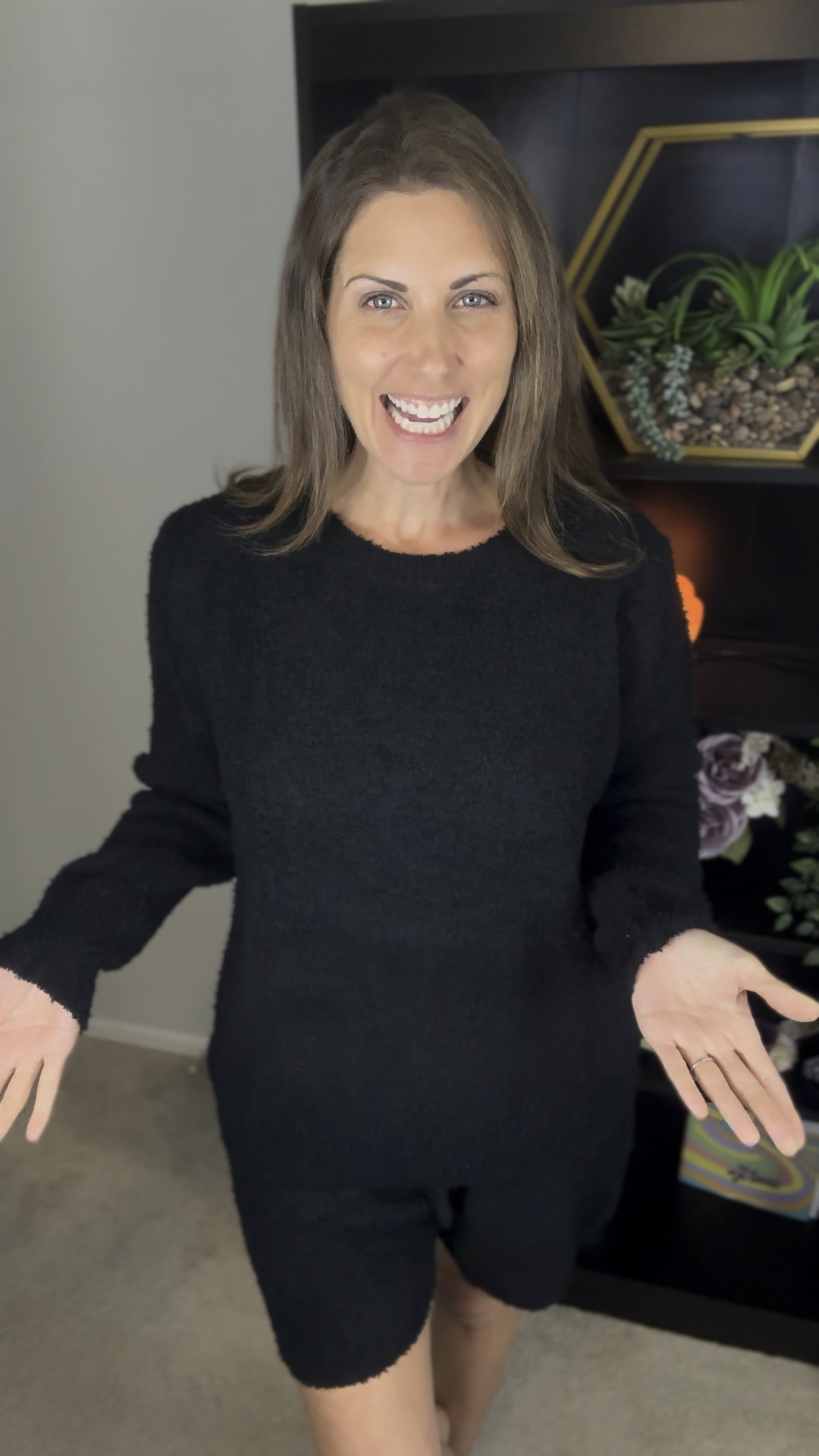 The fuzzy fleece PJ set you need

#LTKCyberWeek #LTKWatchNow #LTKSeasonal