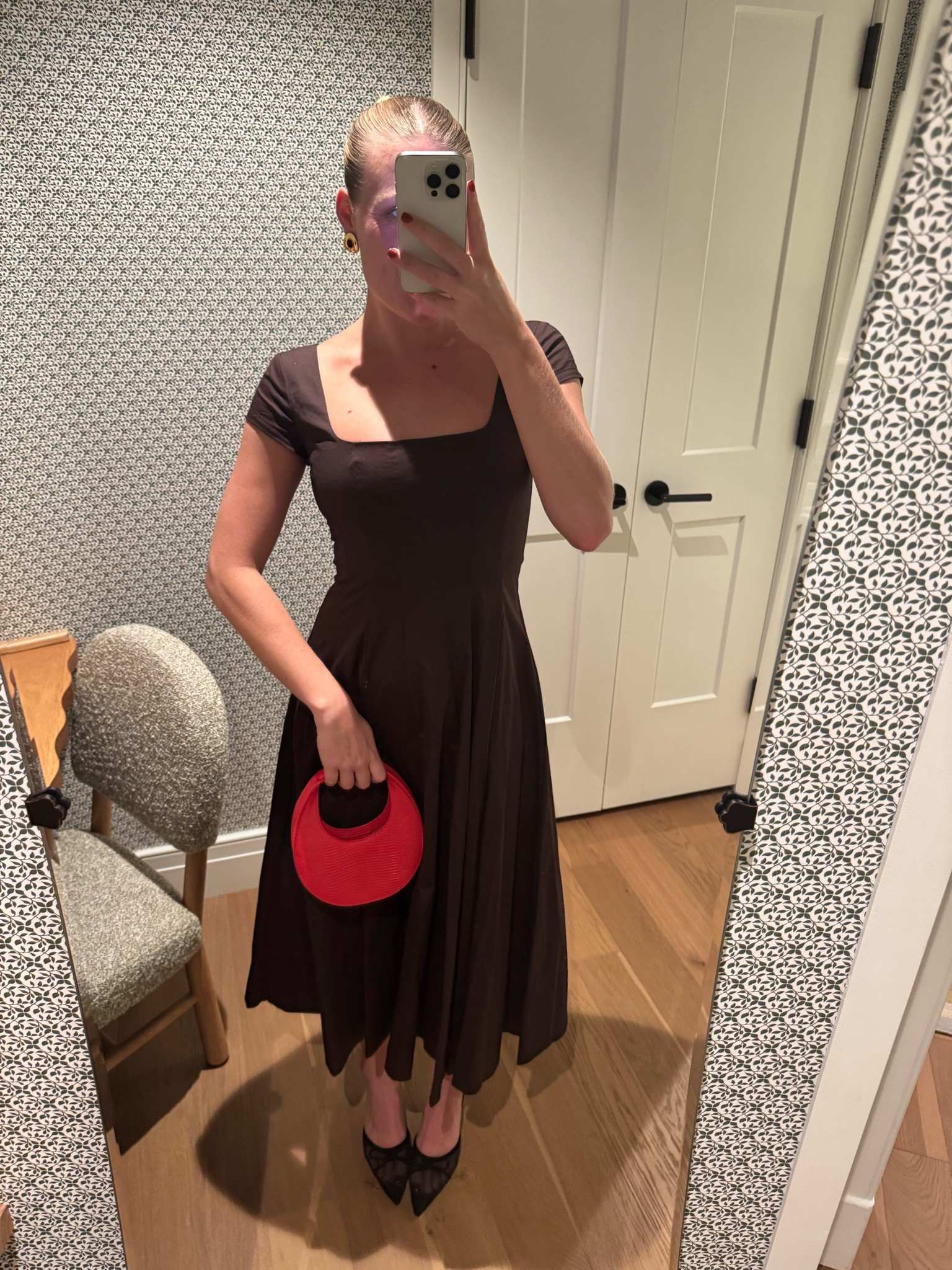 THIS DRESS IS PERFECT. Amazing for so many occasions. 

#LTKSeasonal #LTKStyleTip #LTKWorkwear