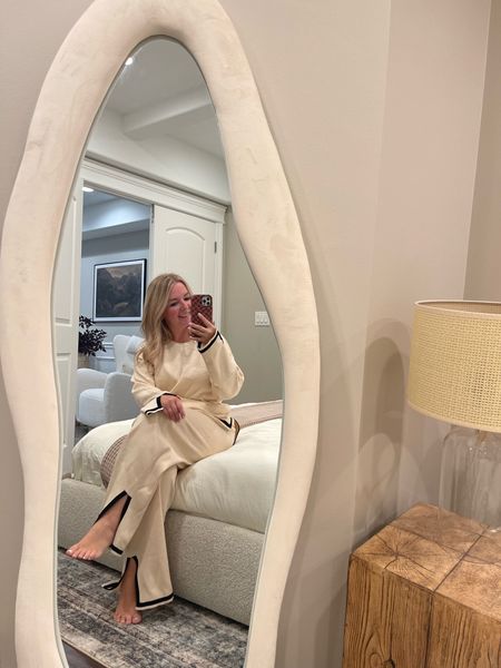 Love this lounge set from Amazon! So comfortable and looks high end! Also, my mirror is an Amazon find!

Amazon home, Amazon find, Amazon home find, mirror, gifts for her, 

#LTKxPrime #LTKhome #LTKGiftGuide