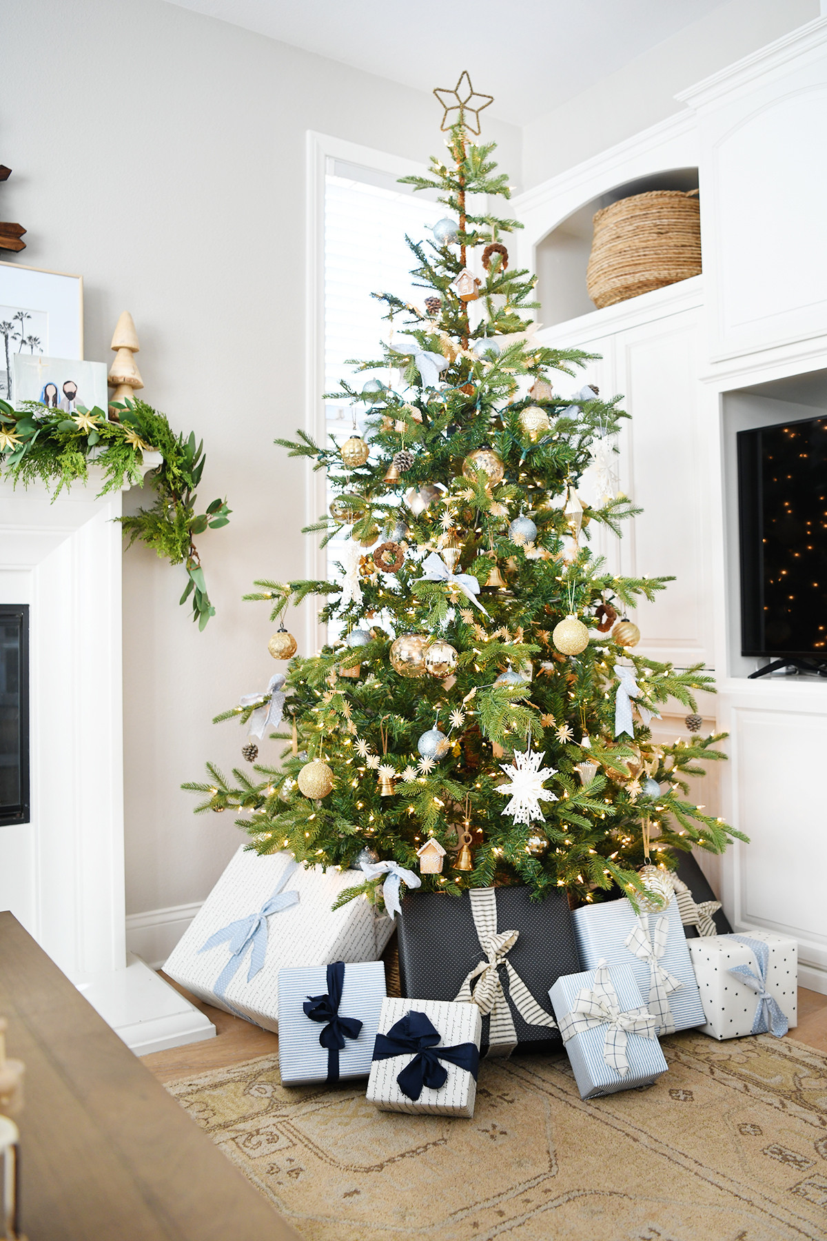 My favorite Christmas tree and ornaments on sale.

#ltksalealert #ltkfindsunder50 

 #LTKHoliday #LTKHome #LTKFindsUnder100