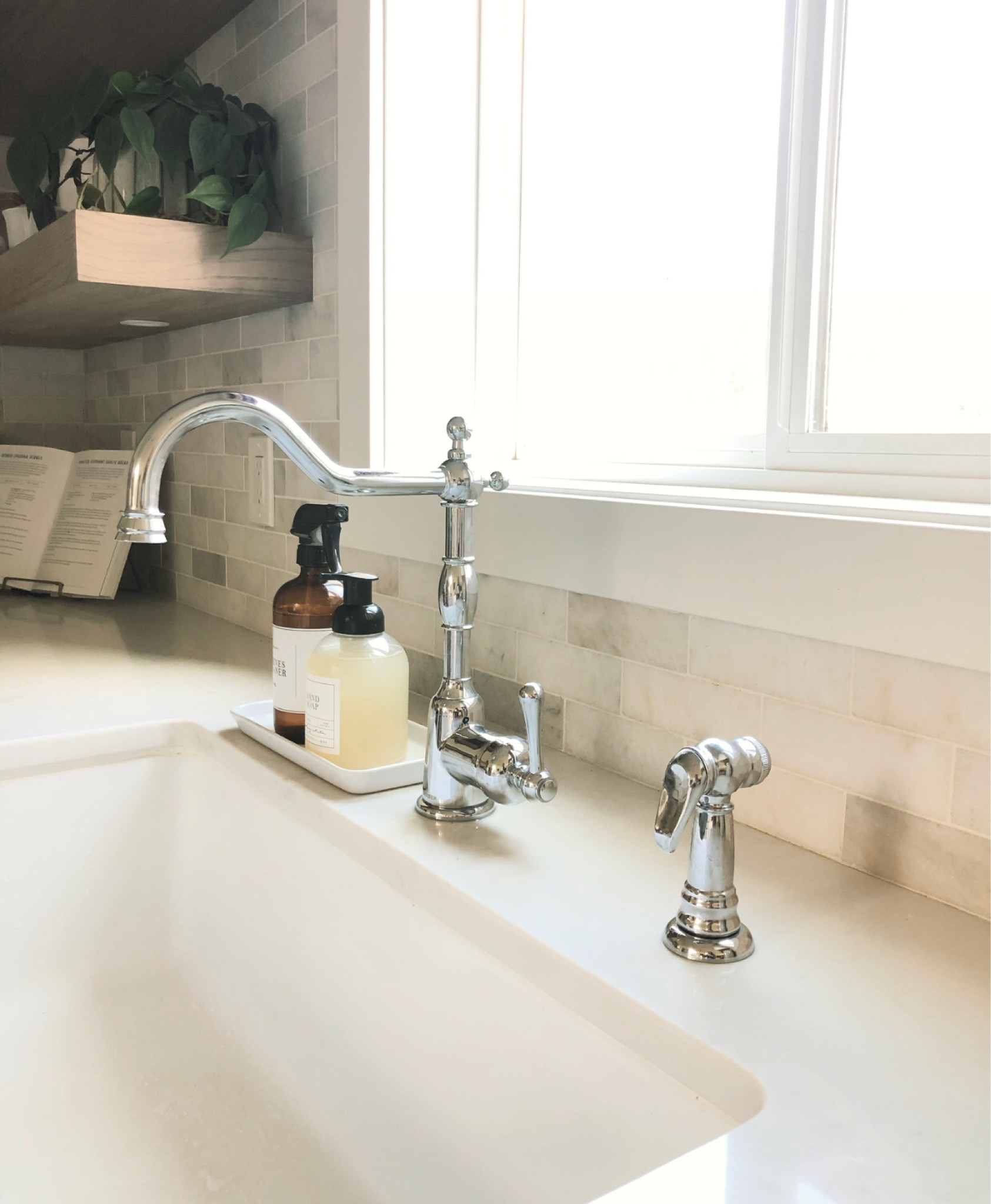 Kitchen faucet, chrome faucet, kitchen sink, kitchen decor, kitchen design, kitchen backsplash, marble backsplash 

#LTKsalealert #LTKFind #LTKhome