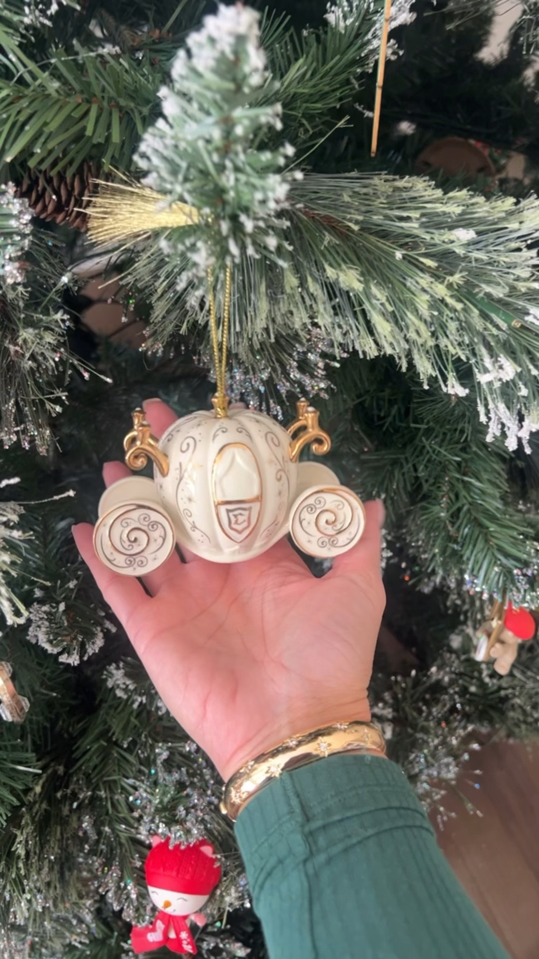 Lenox Cinderella Carriage ornament