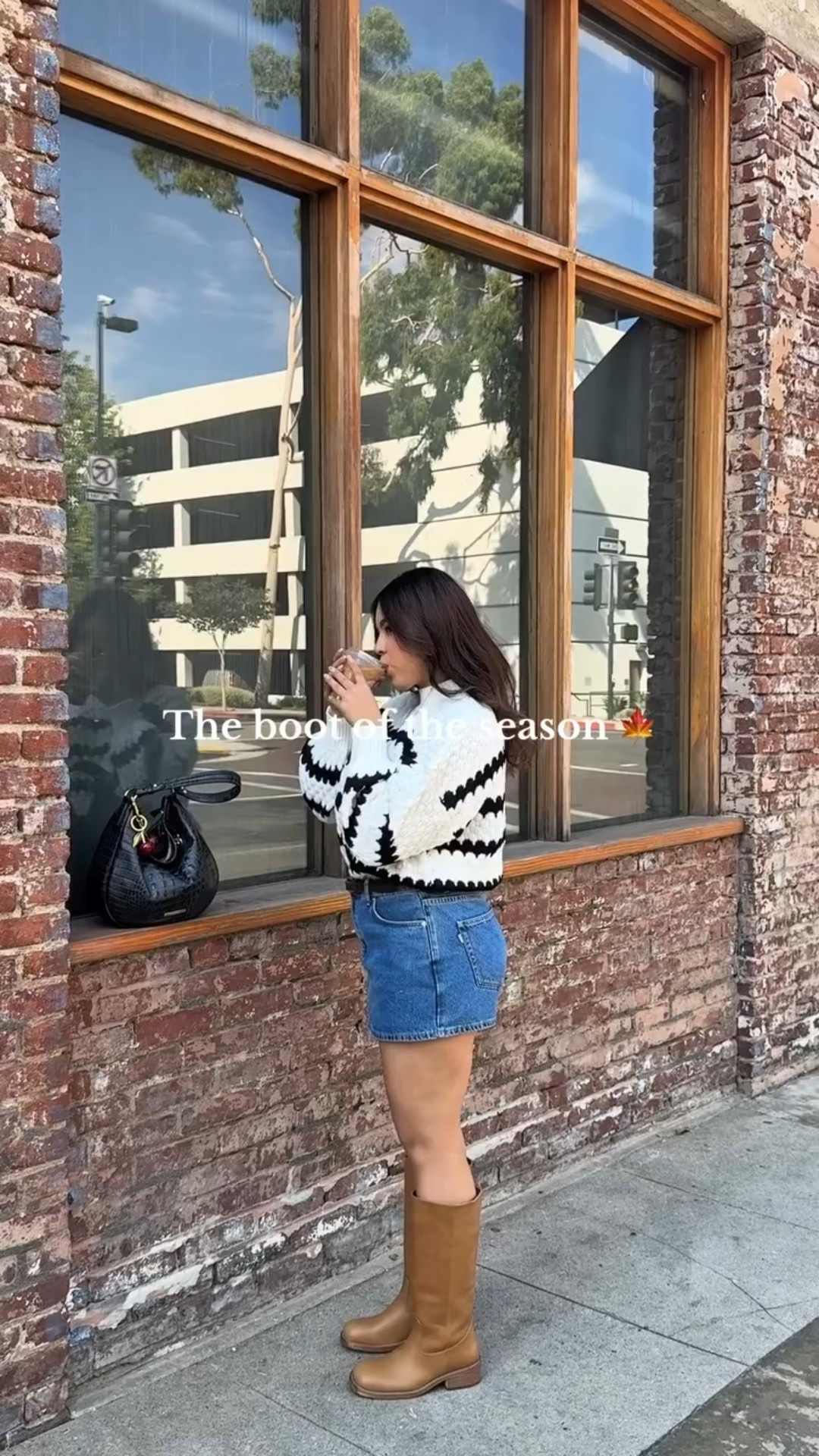 Added to my collection 👢🍁
#fallboots #falltrends #fallsweaters #fallsweaterseason #galore